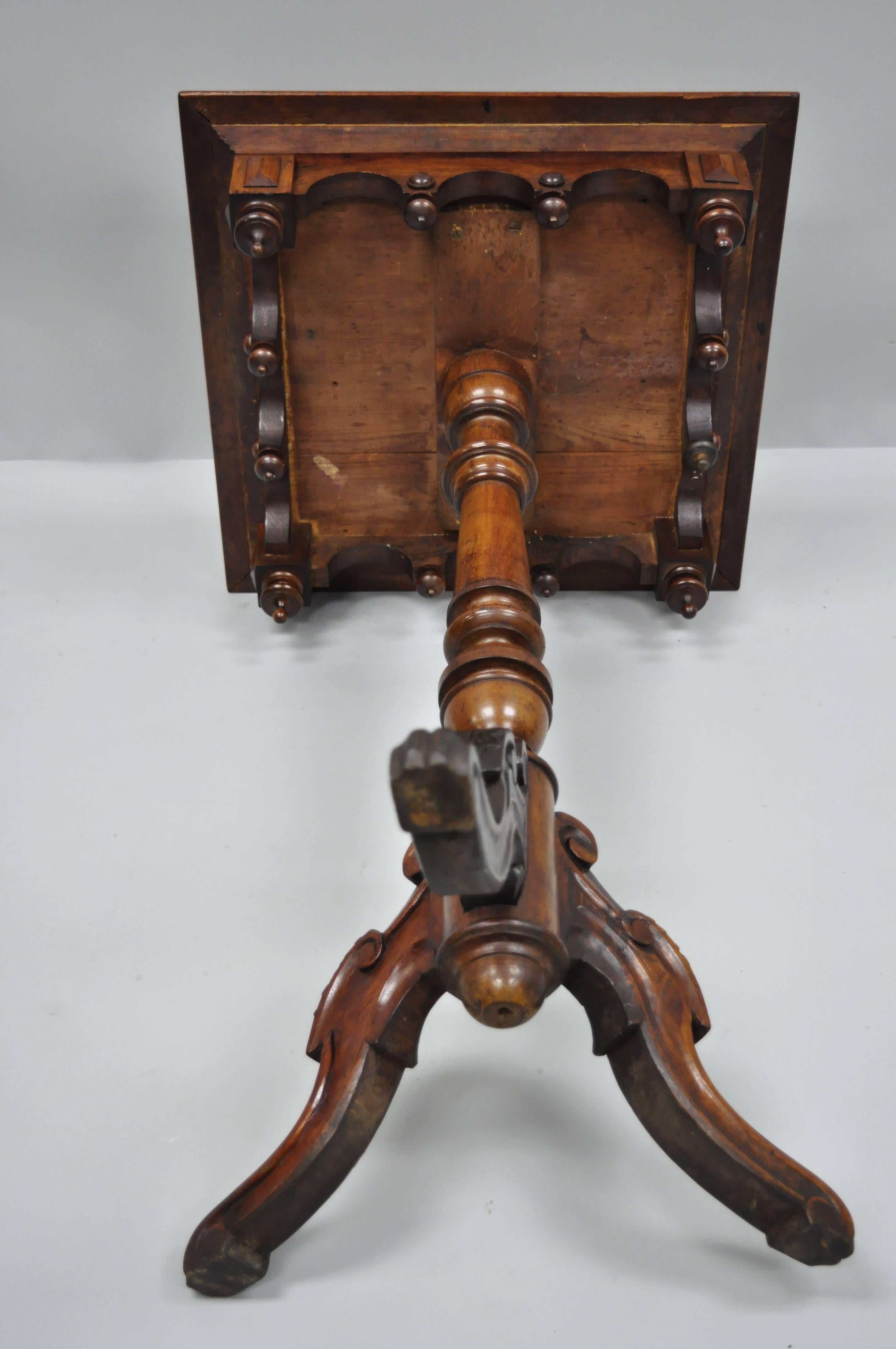 Victorian Walnut Arts & Crafts Tile-Top Renaissance Revival Pedestal Side Table For Sale 3