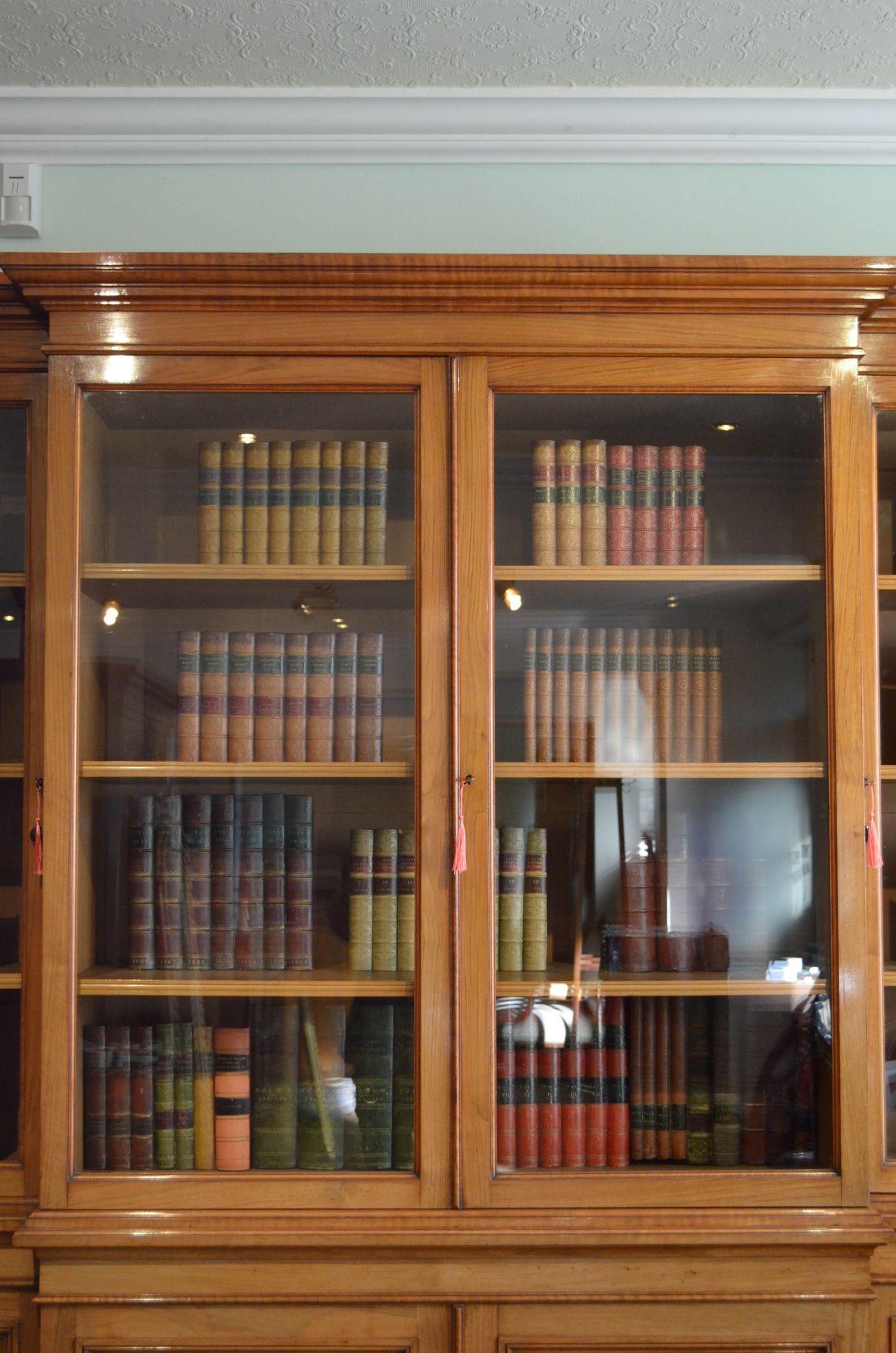 18th Century Victorian Walnut Bookcase For Sale