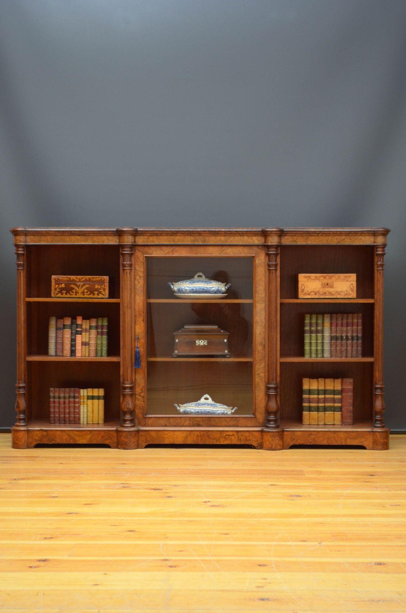 Sn5430 Fine quality and very elegant Victorian display cabinet or bookcase cabinet, having stunning figured walnut top above single glass door with original working lock and a key and reeded columns with carved capitals to the top and base, all