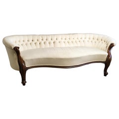 Victorian Walnut Bow Ended Parlour Settee, circa 1830s