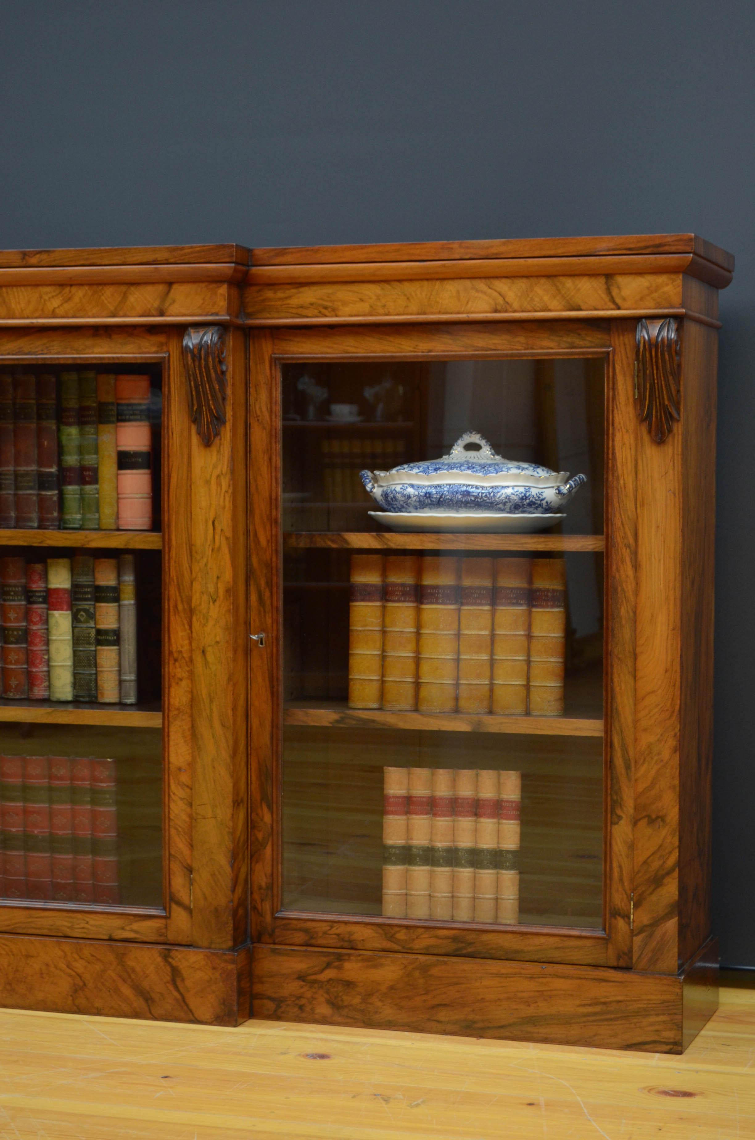 Victorian Walnut Breakfronted Bookcase 5