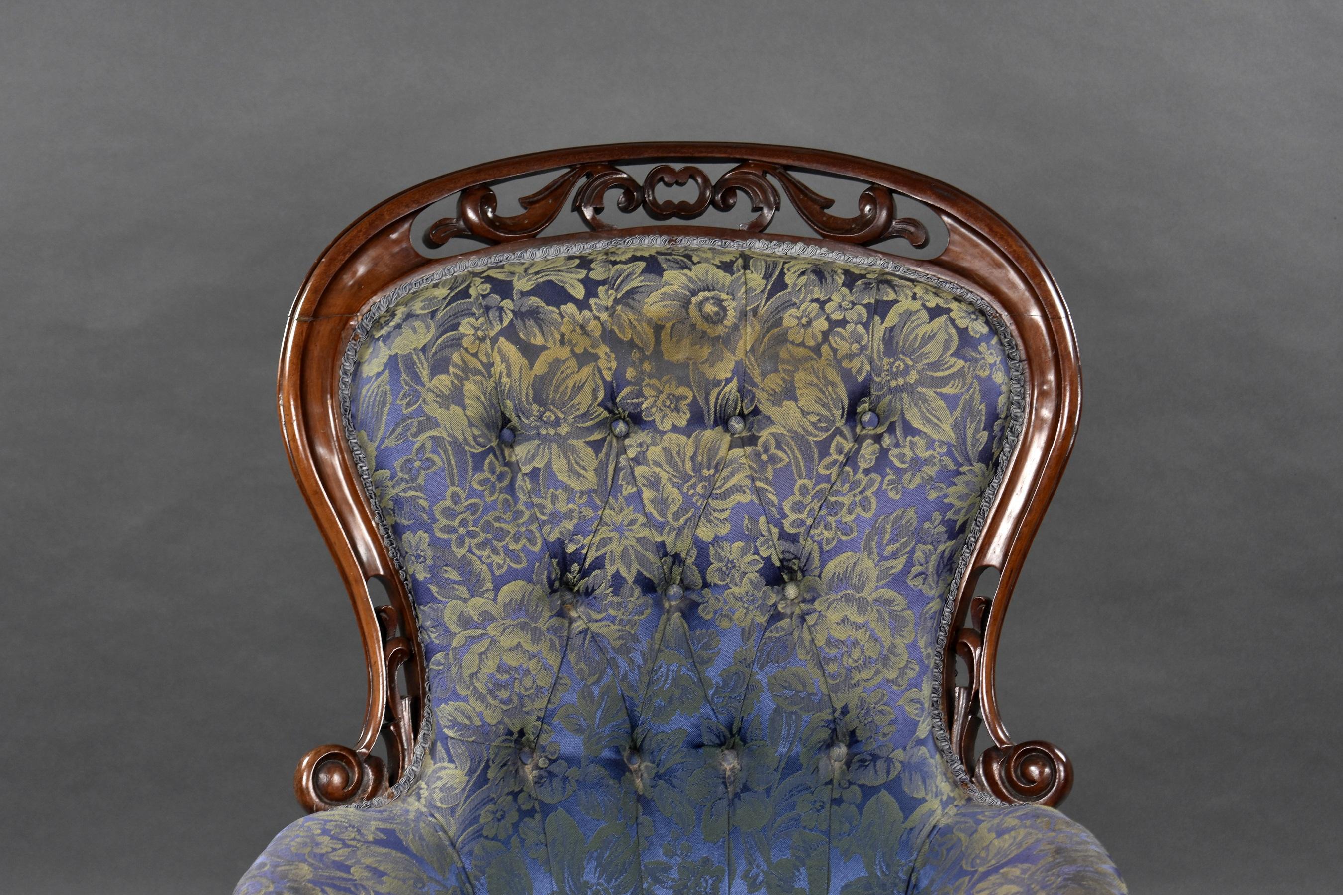 European Victorian Walnut Carved Open Armchair