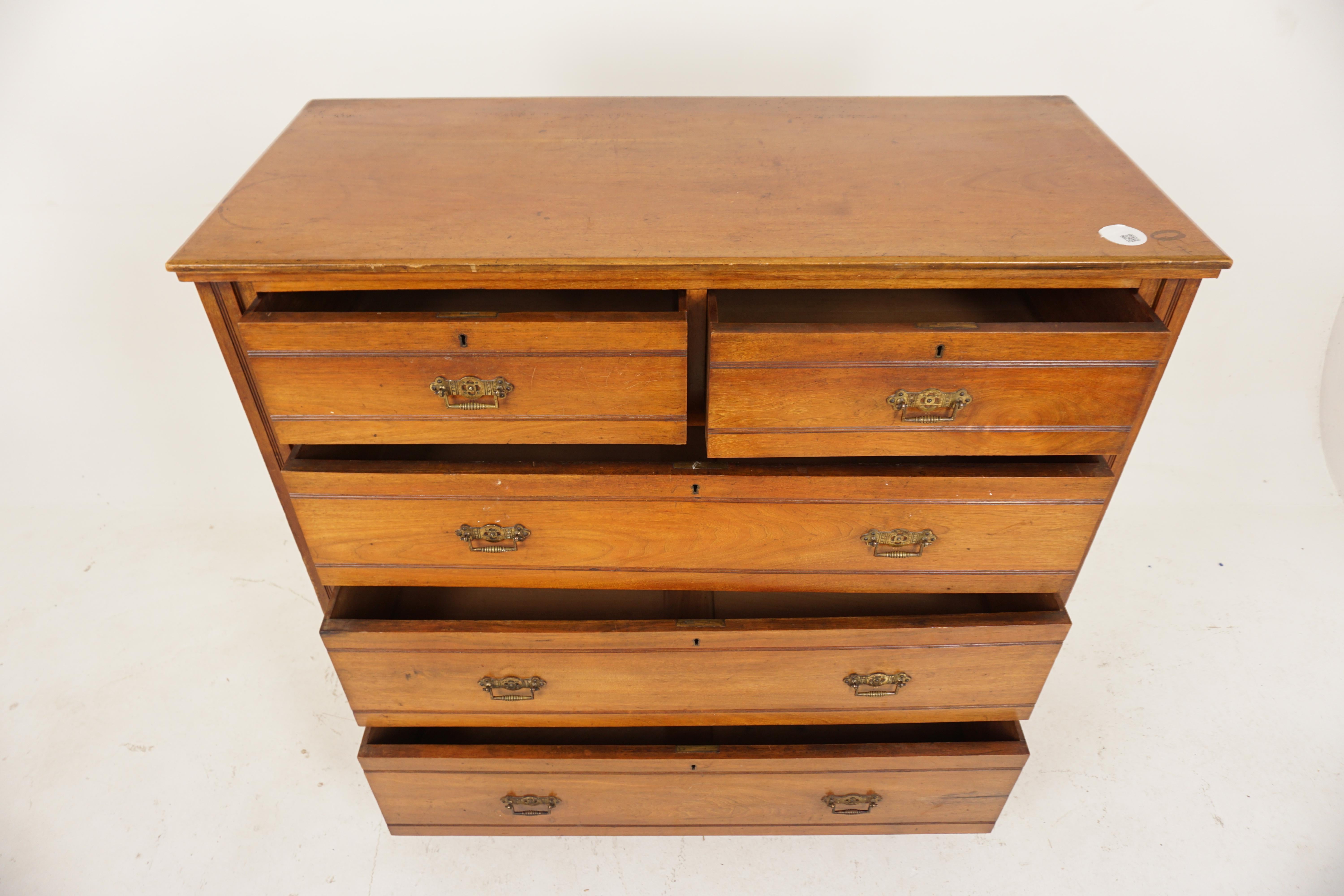 Victorian Walnut Chest of Drawers, Dresser, Scotland 1890, H683 In Good Condition For Sale In Vancouver, BC