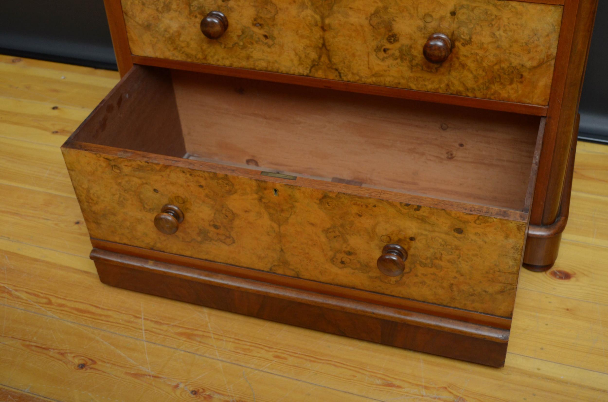 Victorian Walnut Chest of Drawers For Sale 3