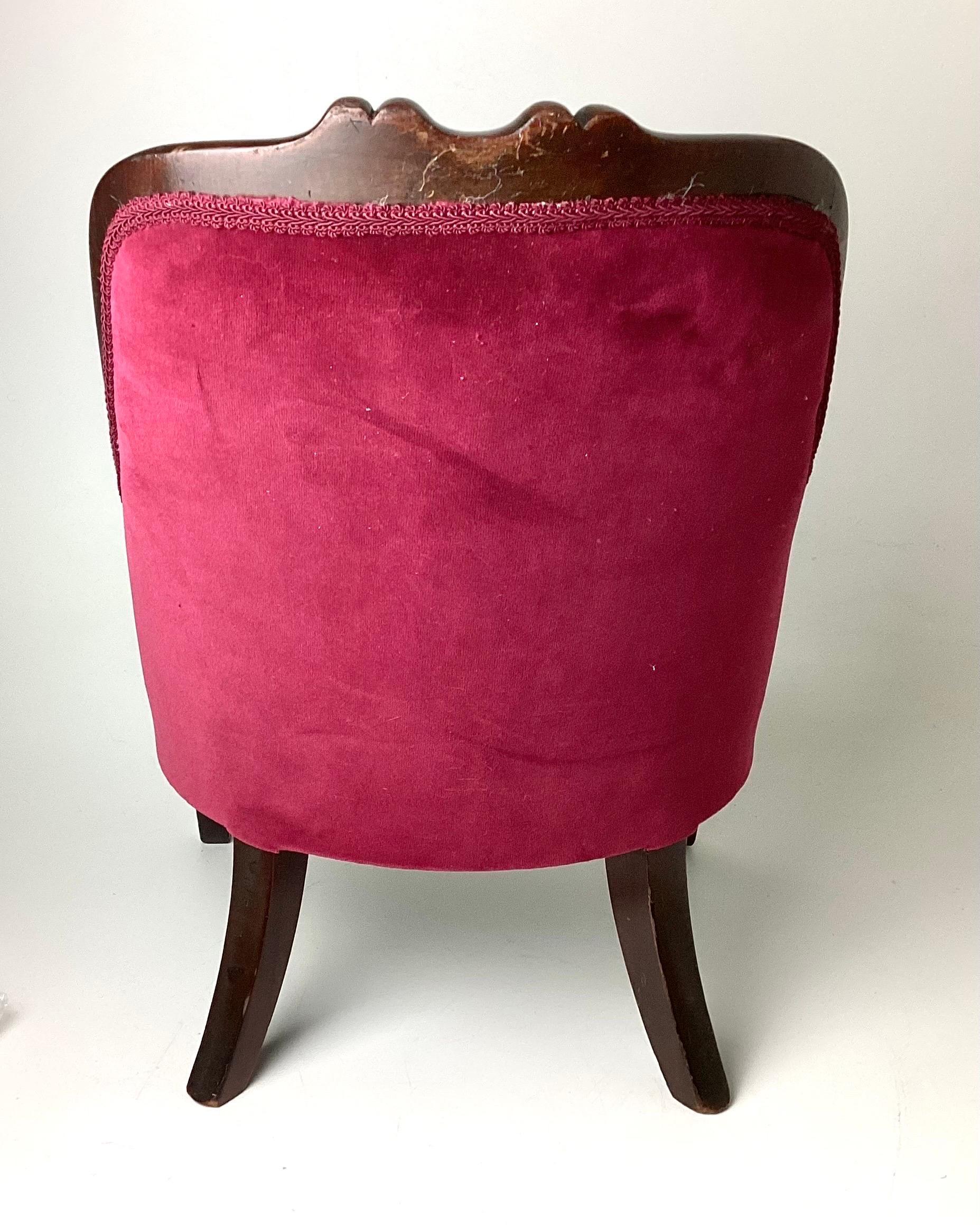 victorian red velvet chair