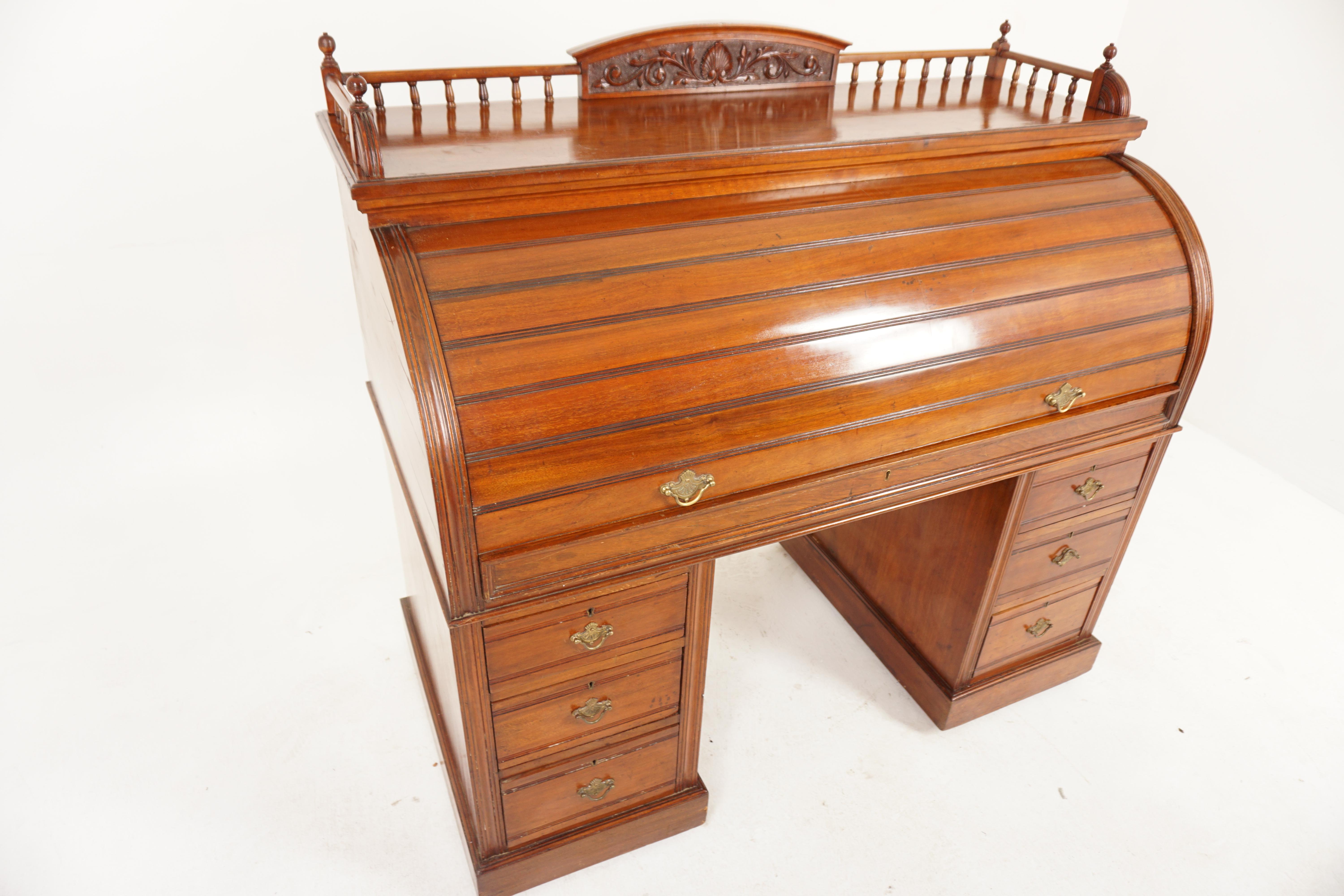 Victorian Walnut Cylinder Desk, Roll Top, Pedestals, Scotland 1890, H1176 In Good Condition In Vancouver, BC