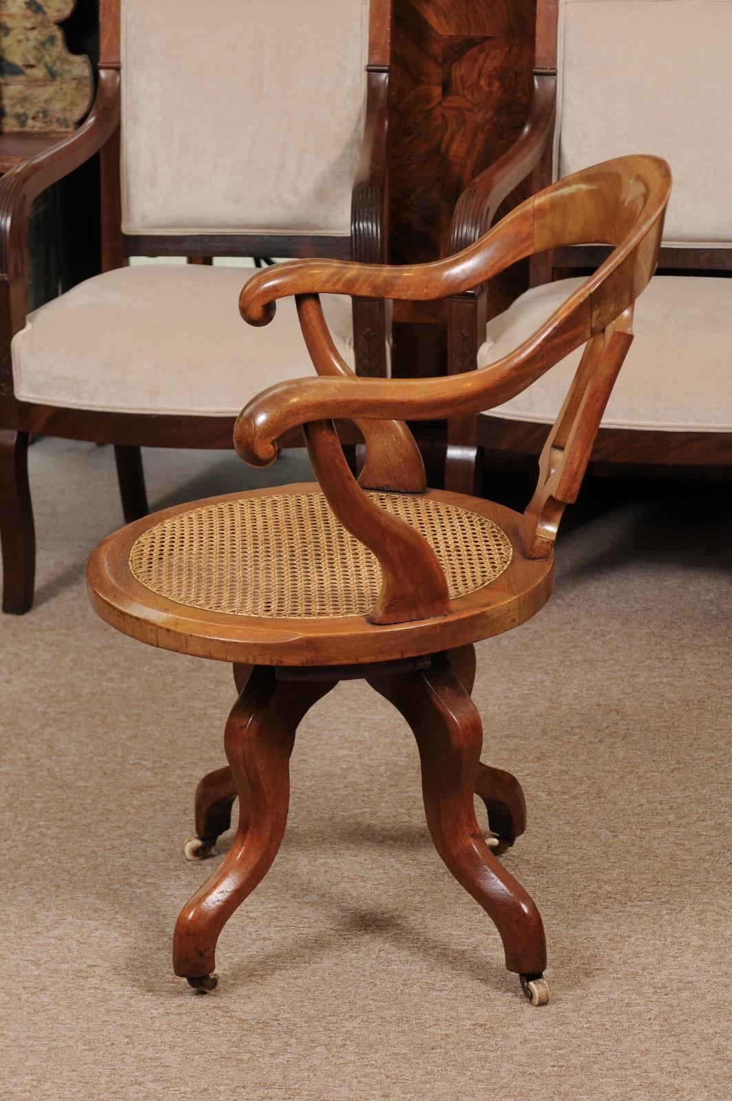 Victorian Walnut Desk Chair with Swivel Caned Seat, England, Late 19th Century For Sale 4