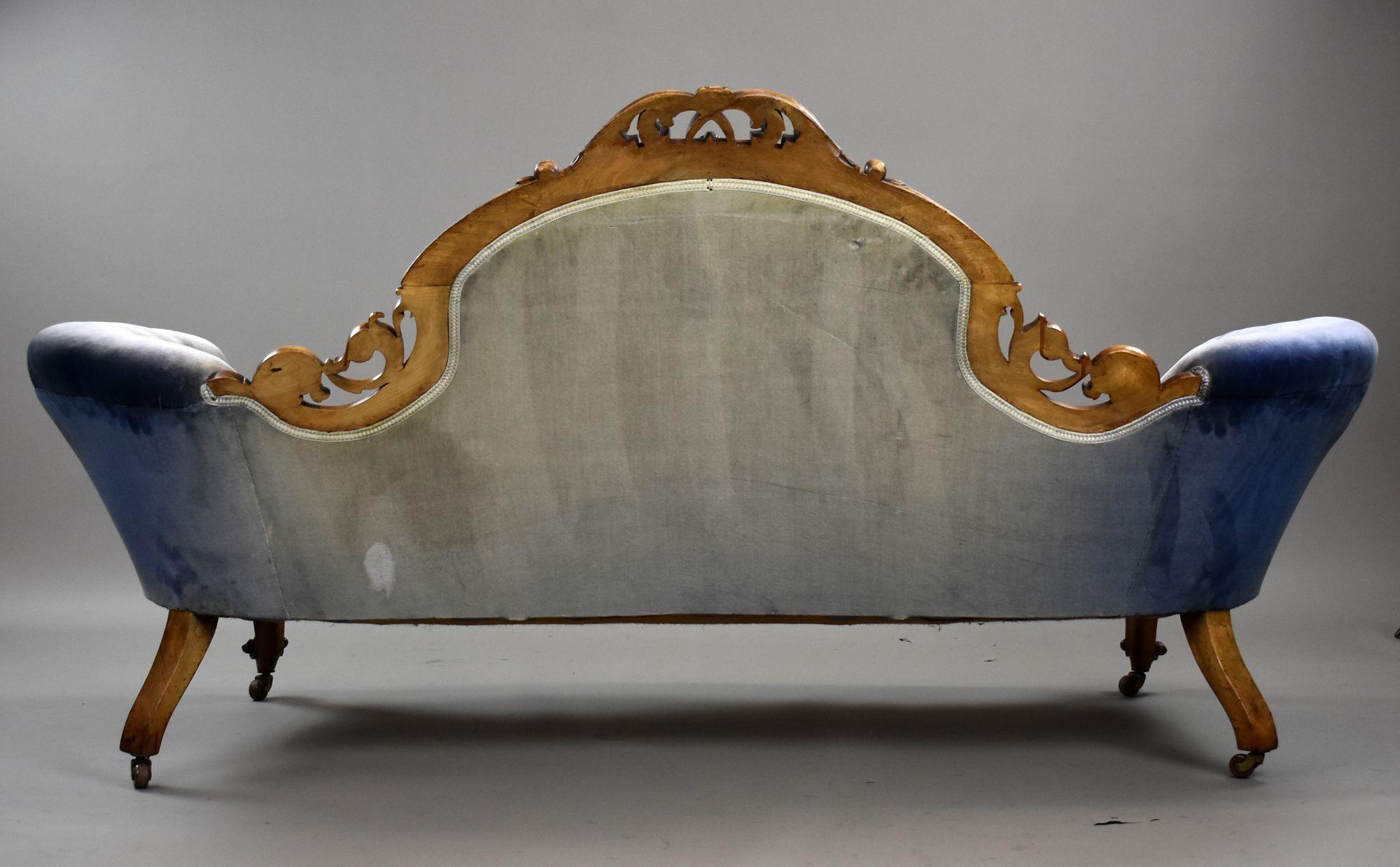 Victorian Walnut Double ended Sofa For Sale 8