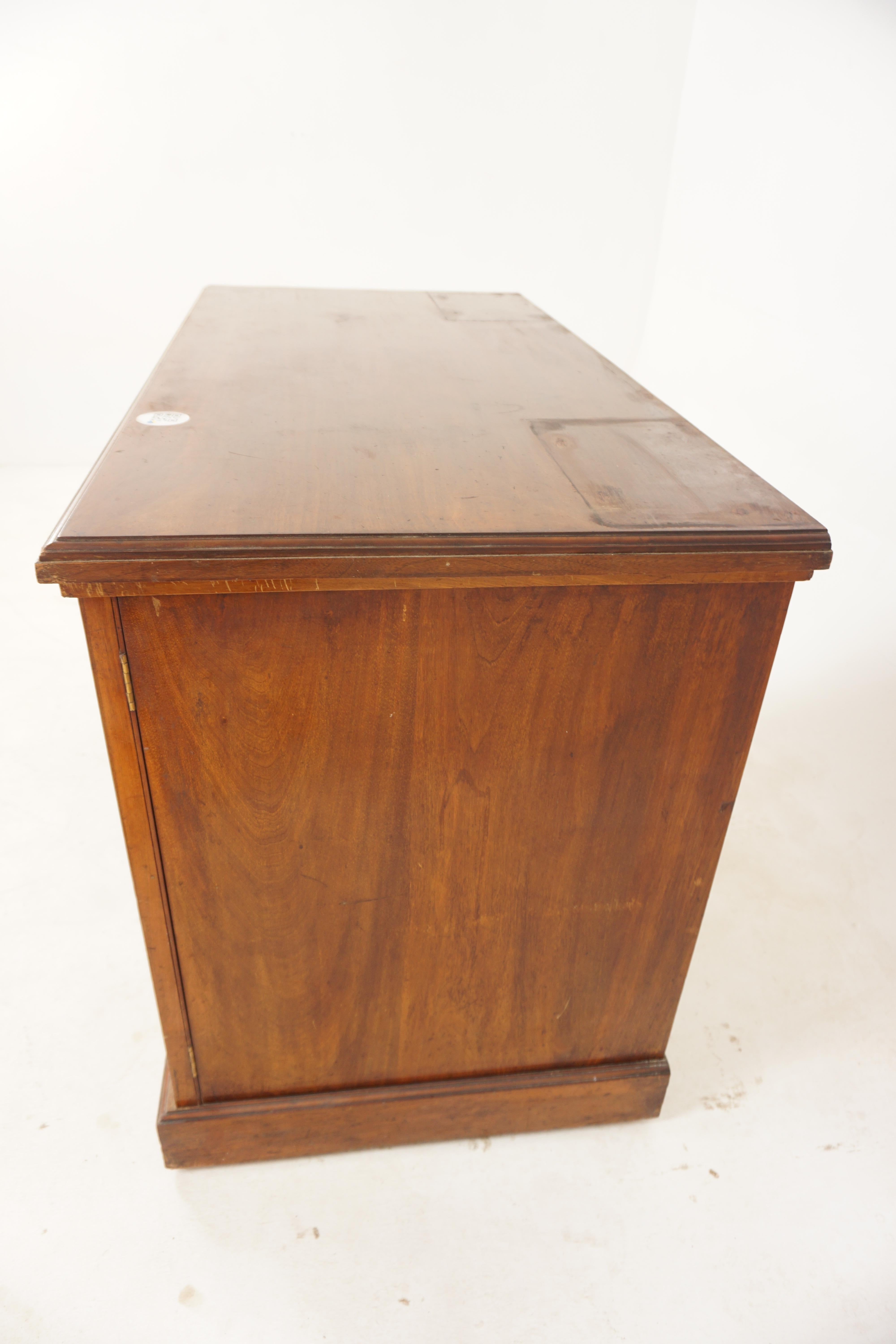 Victorian Walnut Double Pedestal Desk, Writing or Vanity, Scotland 1890, H216 For Sale 5
