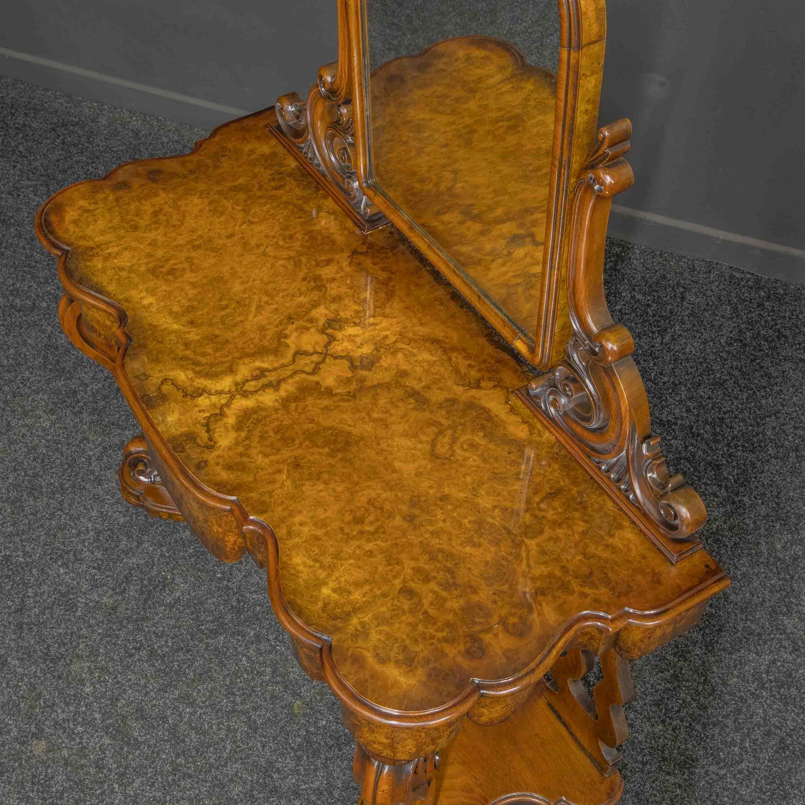 Victorian Walnut Dressing Table For Sale 2