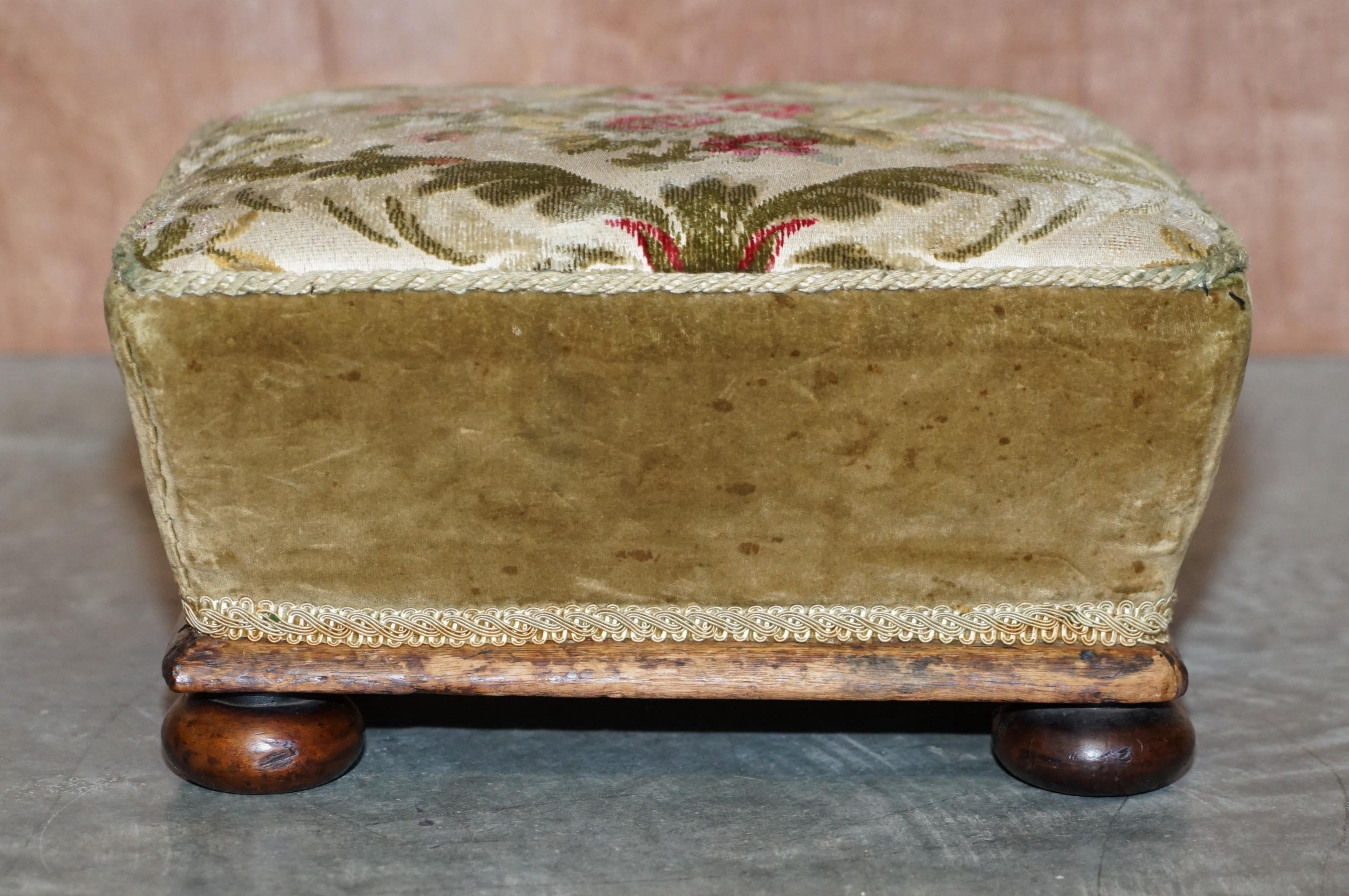 19th Century Victorian Walnut Embroidered Footstool with Tapered Ottoman Sides Lovely Find For Sale