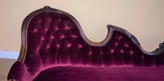 Victorian Walnut Framed Chaise Longue