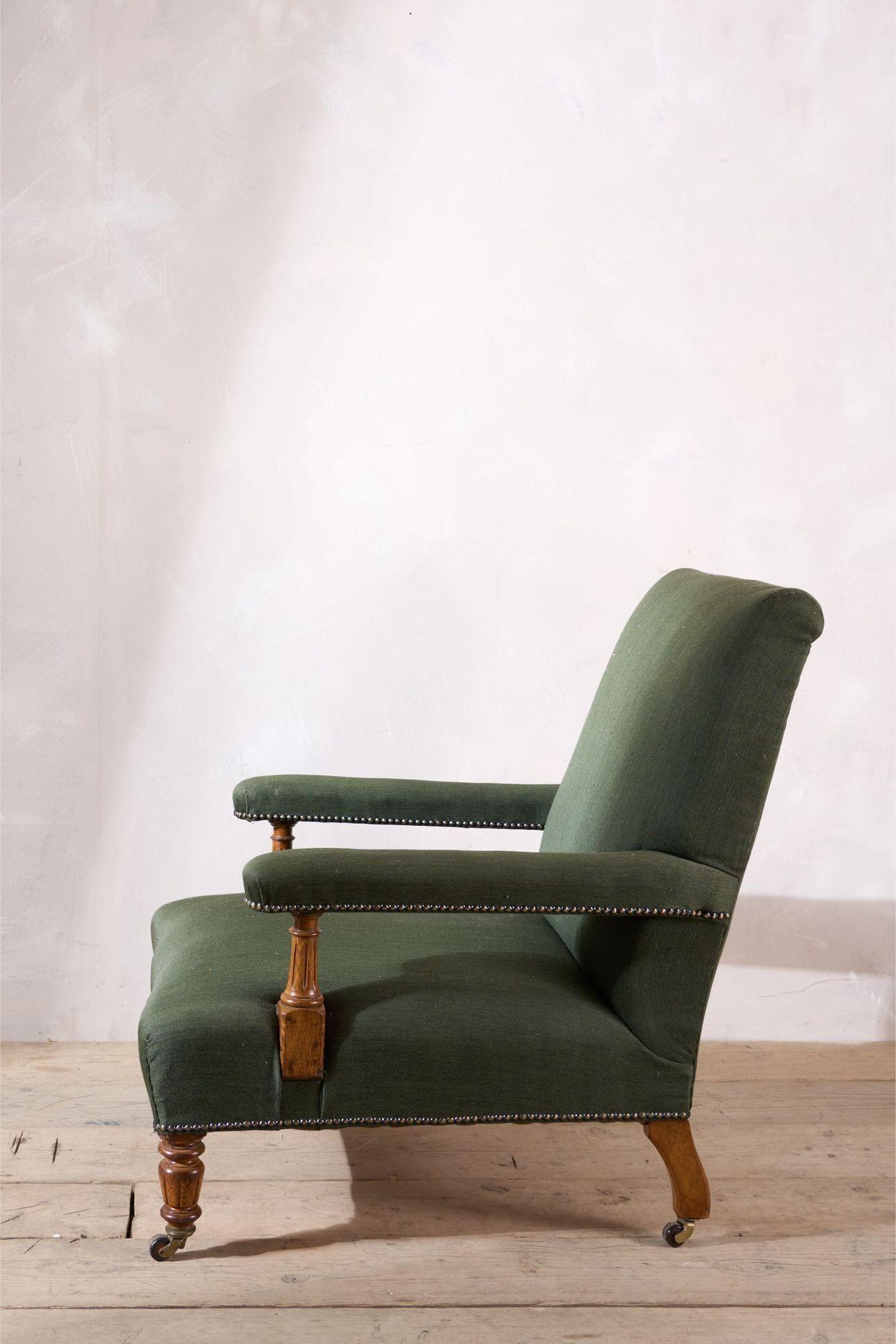 Victorian walnut framed open armchair In Excellent Condition In Malton, GB