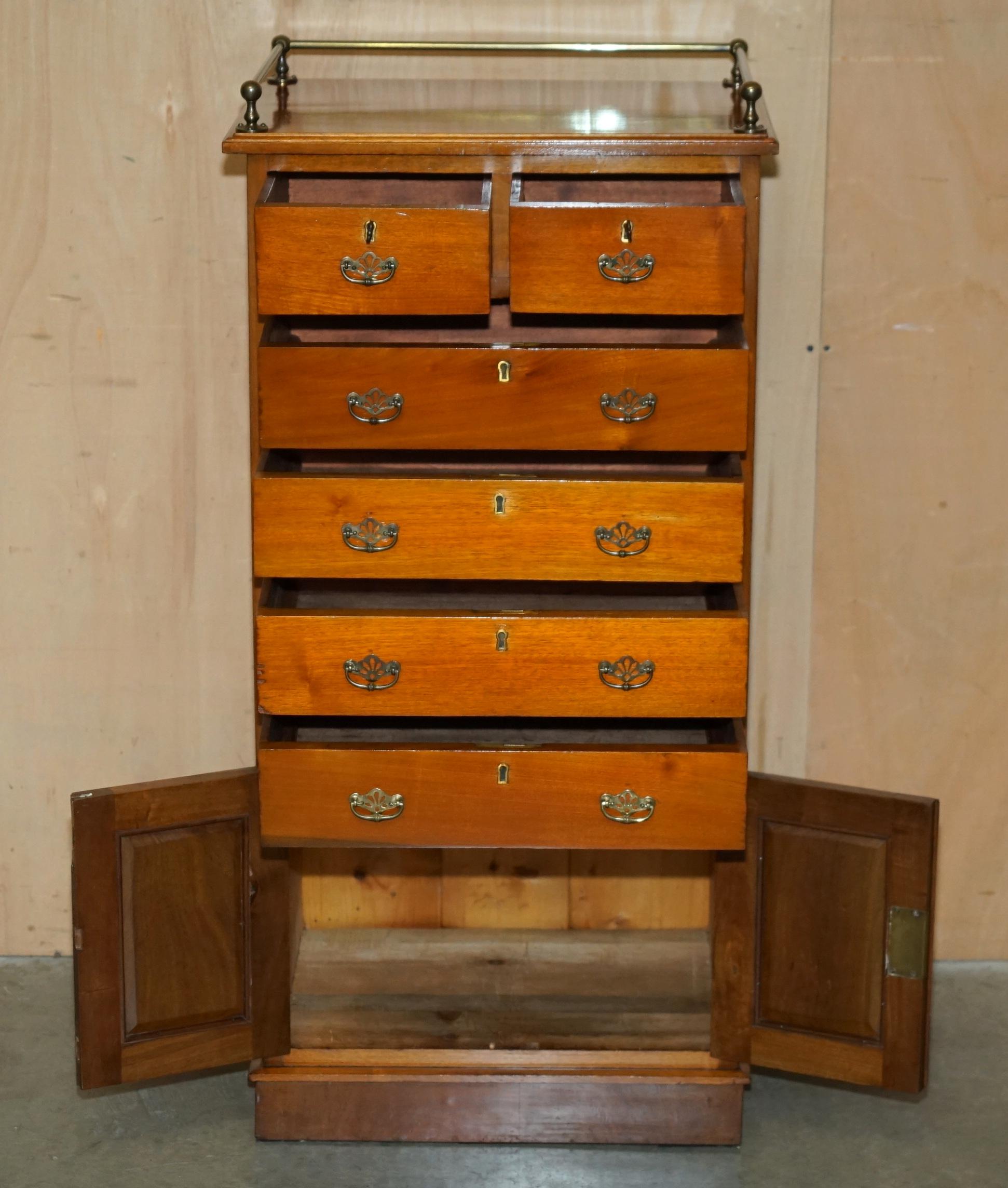 VICTORiAN WALNUT HAND CARVED TALLBOY CHEST OF DRAWERS CUPBOARD WITH GALLERY RAIL For Sale 3
