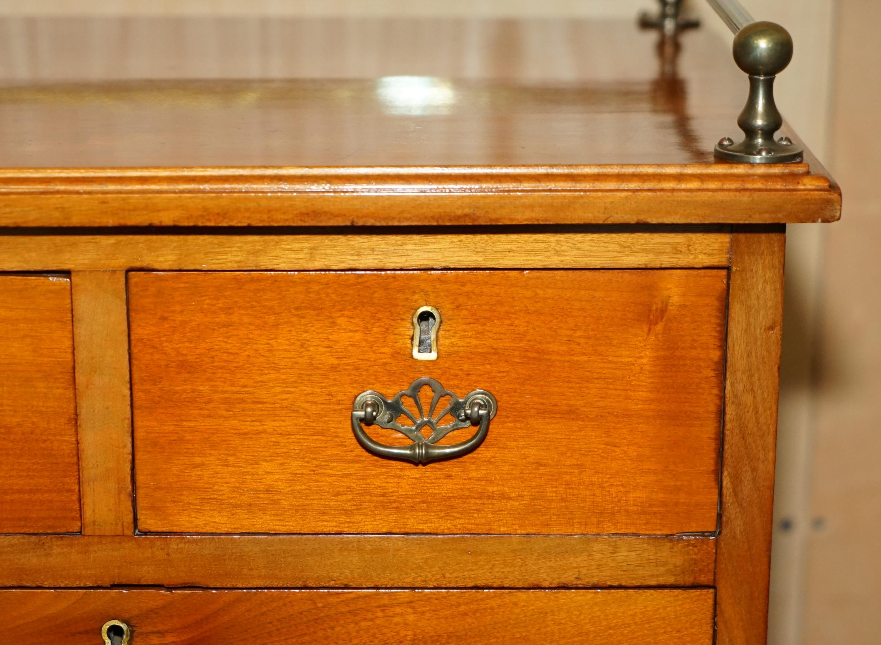 VICTORiAN WALNUT HAND CARVED TALLBOY CHEST OF DRAWERS CUPBOARD WITH GALLERY RAIL In Good Condition For Sale In West Sussex, Pulborough