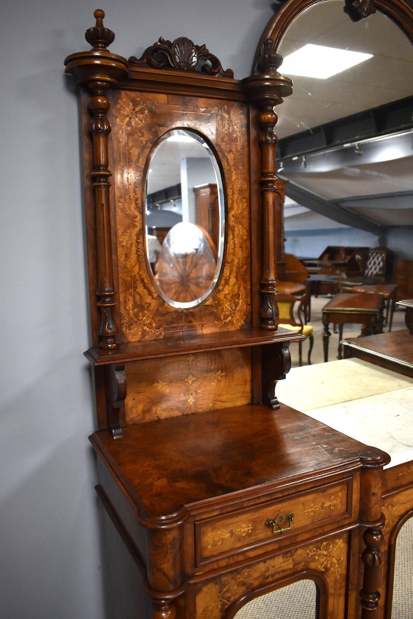 Victorian Walnut Inlaid Mirror Back Sideboard In Good Condition In Chelmsford, Essex