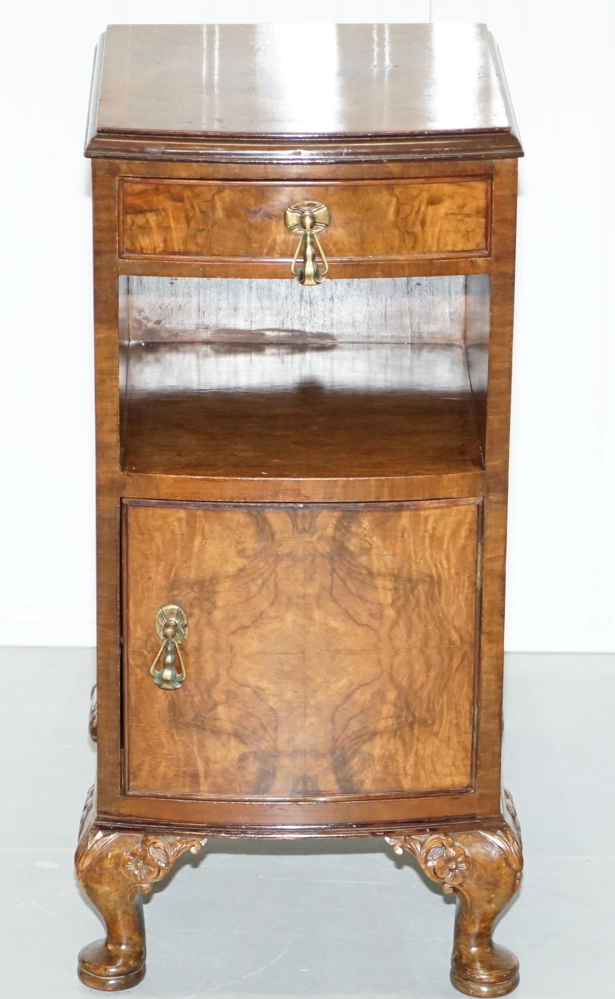 We are delighted to offer for sale this lovely Vintage handmade Victorian Walnut bedside table with Georgian Irish style legs

We have deep cleaned hand condition waxed and hand polished it from top to bottom, the piece is used and as such has