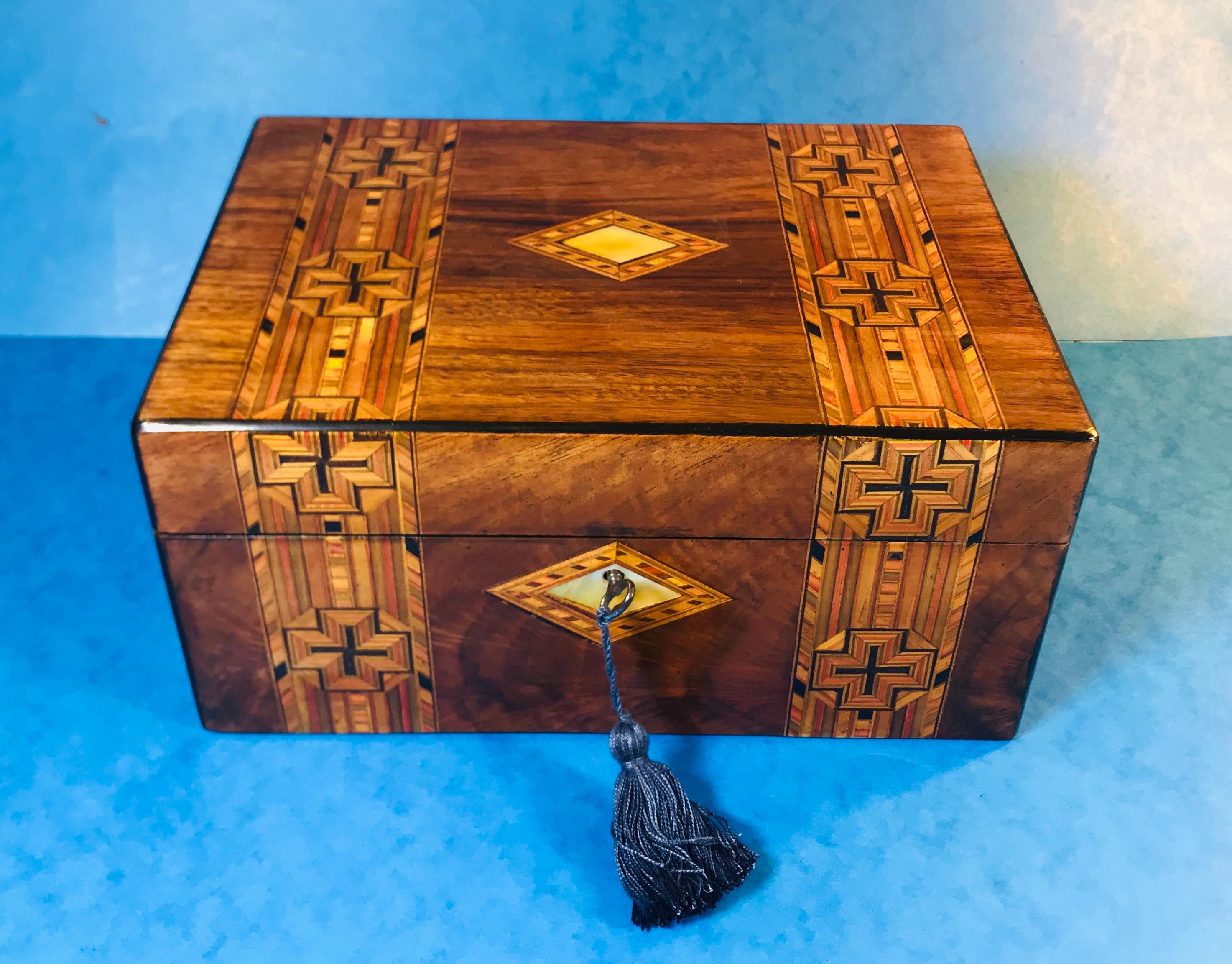 Other Victorian Walnut Jewellery Box, Dating Back to circa 1880