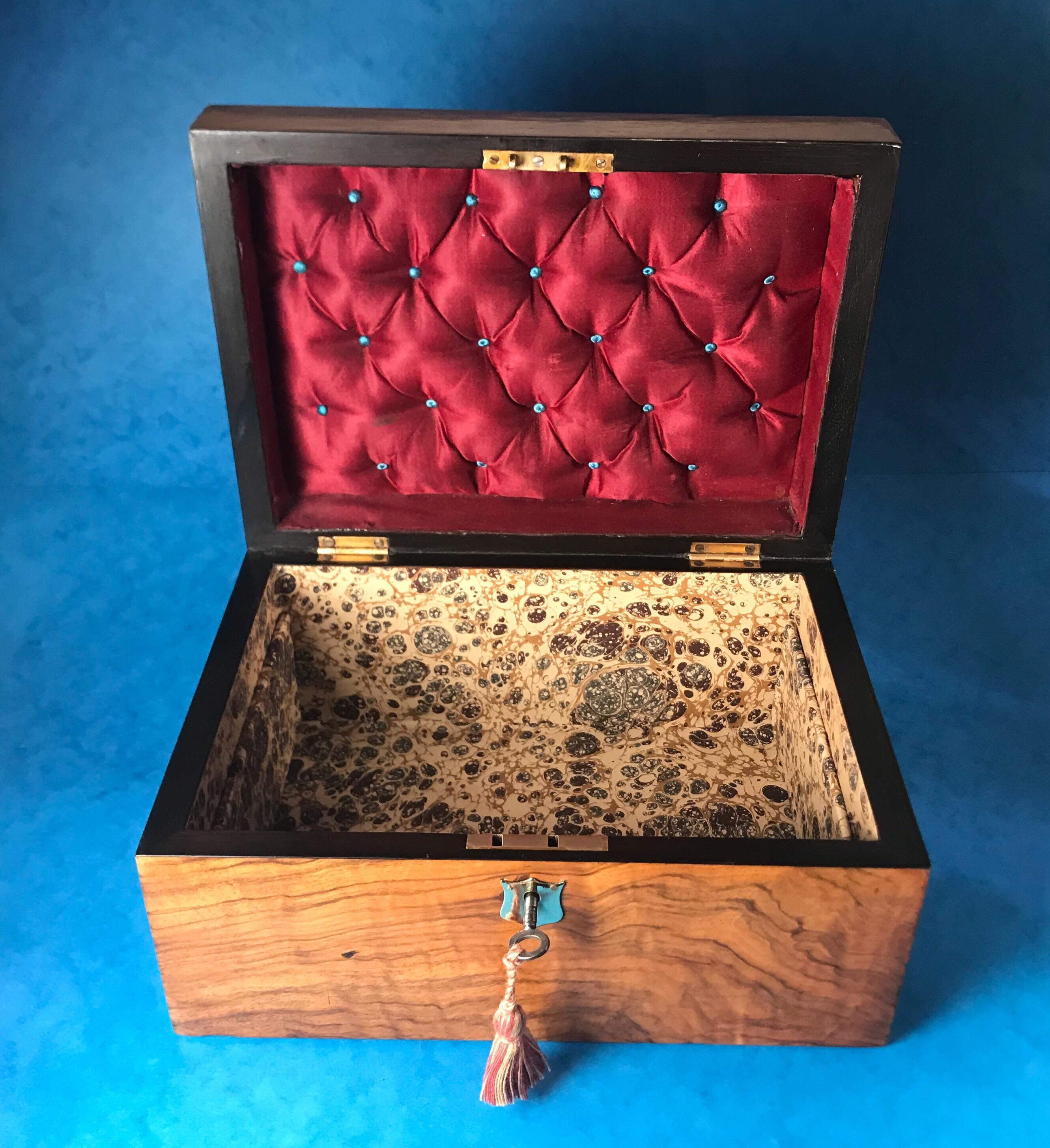 Victorian Walnut Jewellery Box 4
