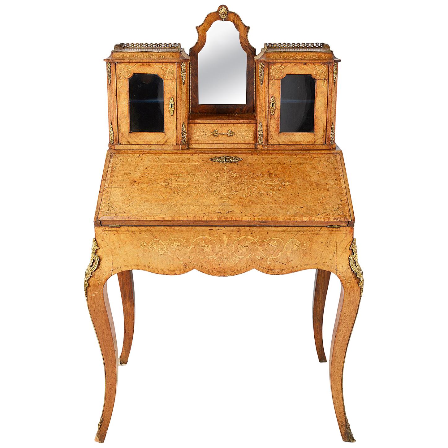 Victorian Walnut Ladies Desk, 1860 For Sale