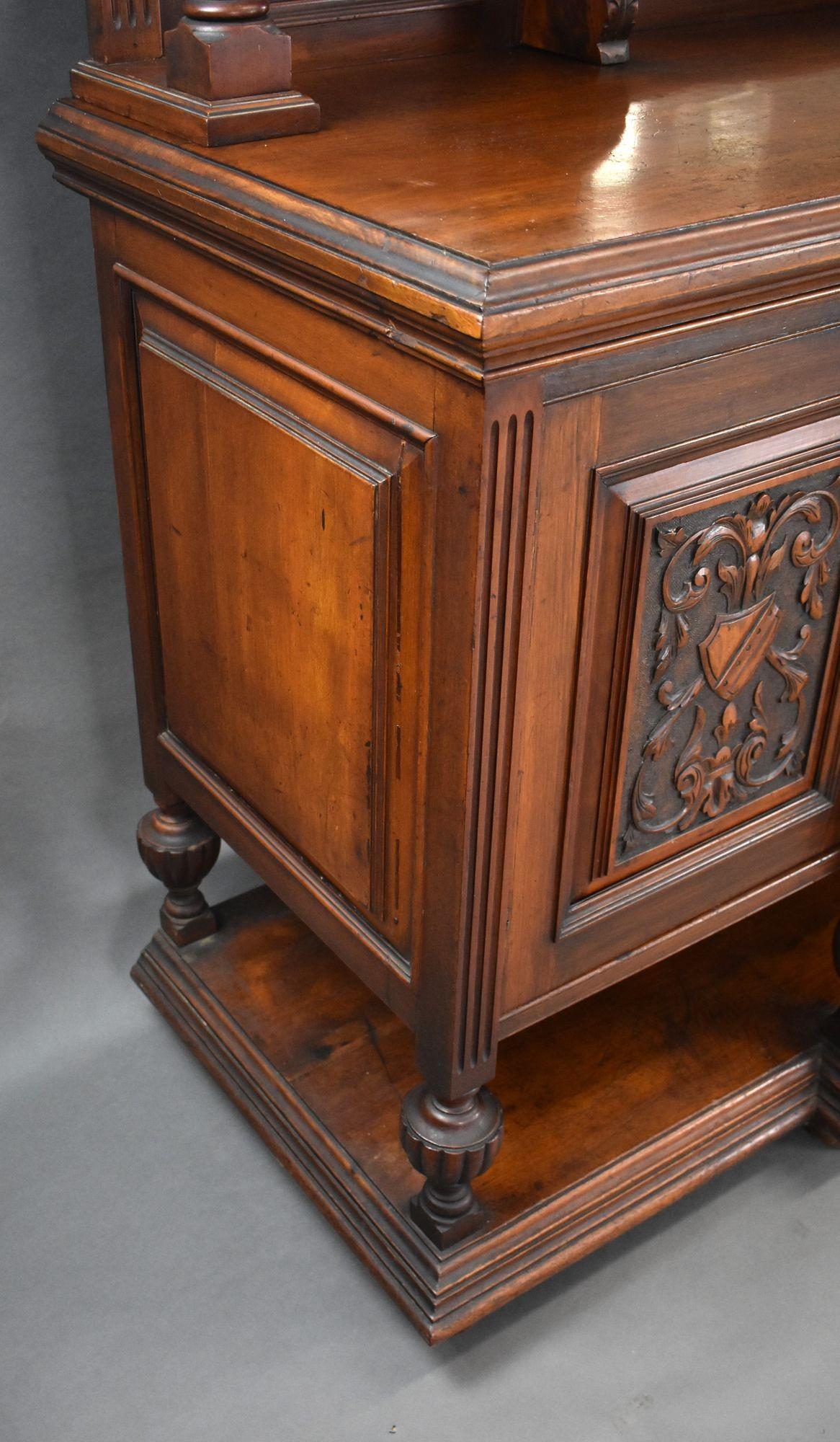 Victorian Walnut Mirror Back Sideboard 2