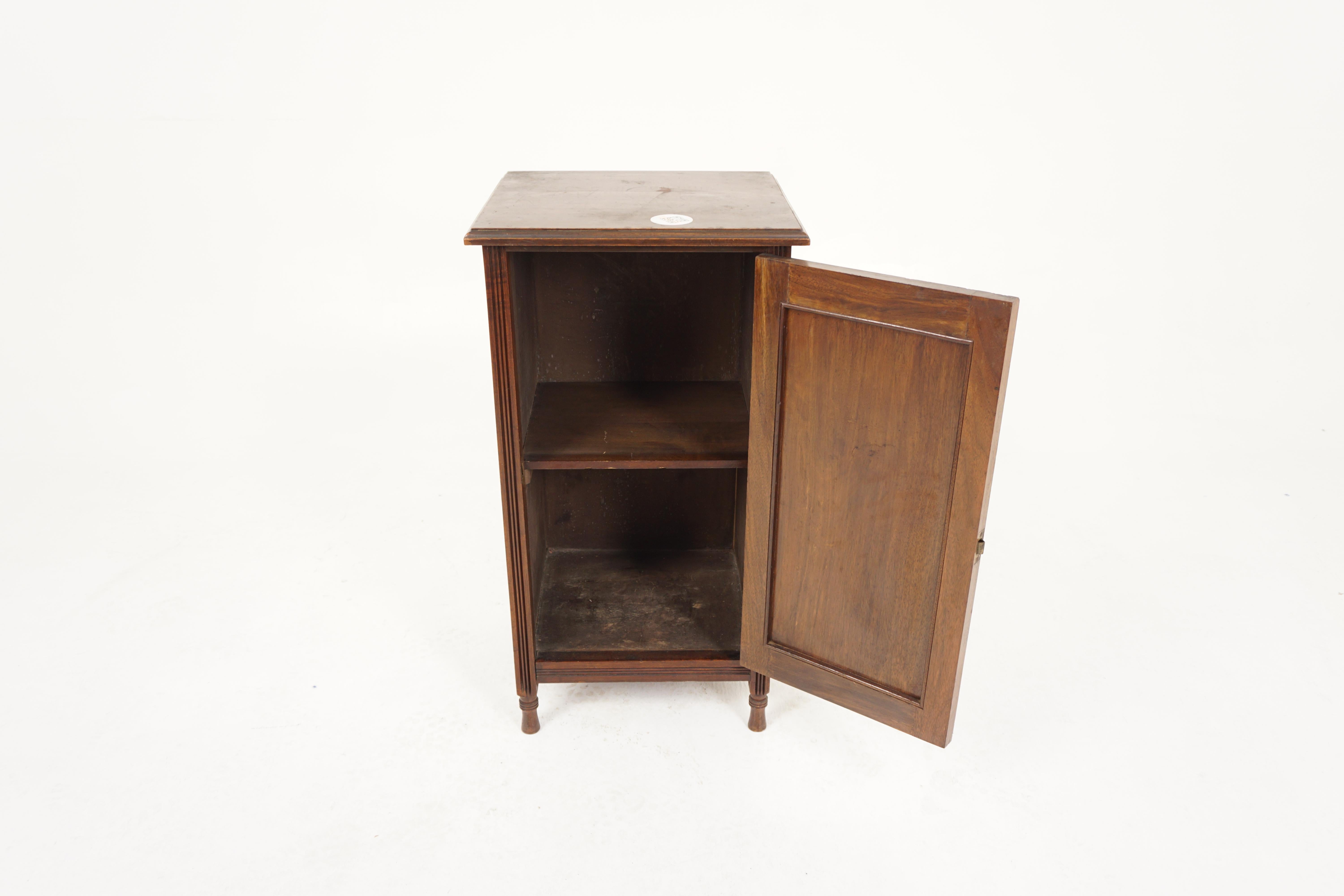 Victorian Walnut Nightstand Beside Cabinet, Lamp Table, Scotland 1880, H187 1