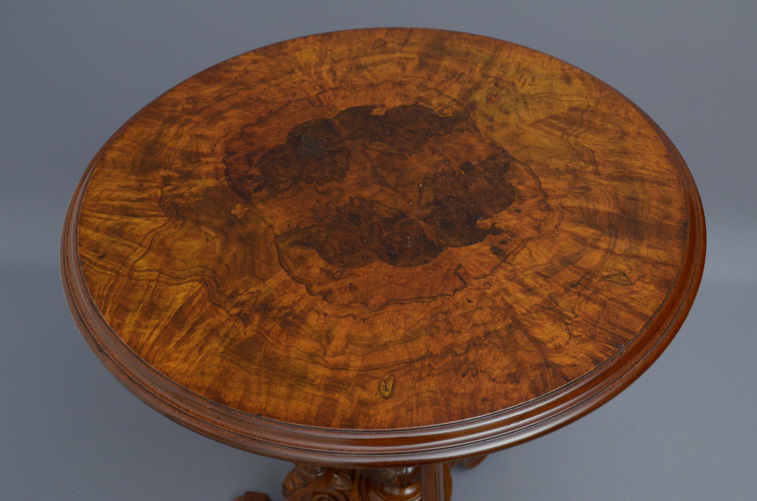 Victorian Walnut Occasional Table In Good Condition In Whaley Bridge, GB