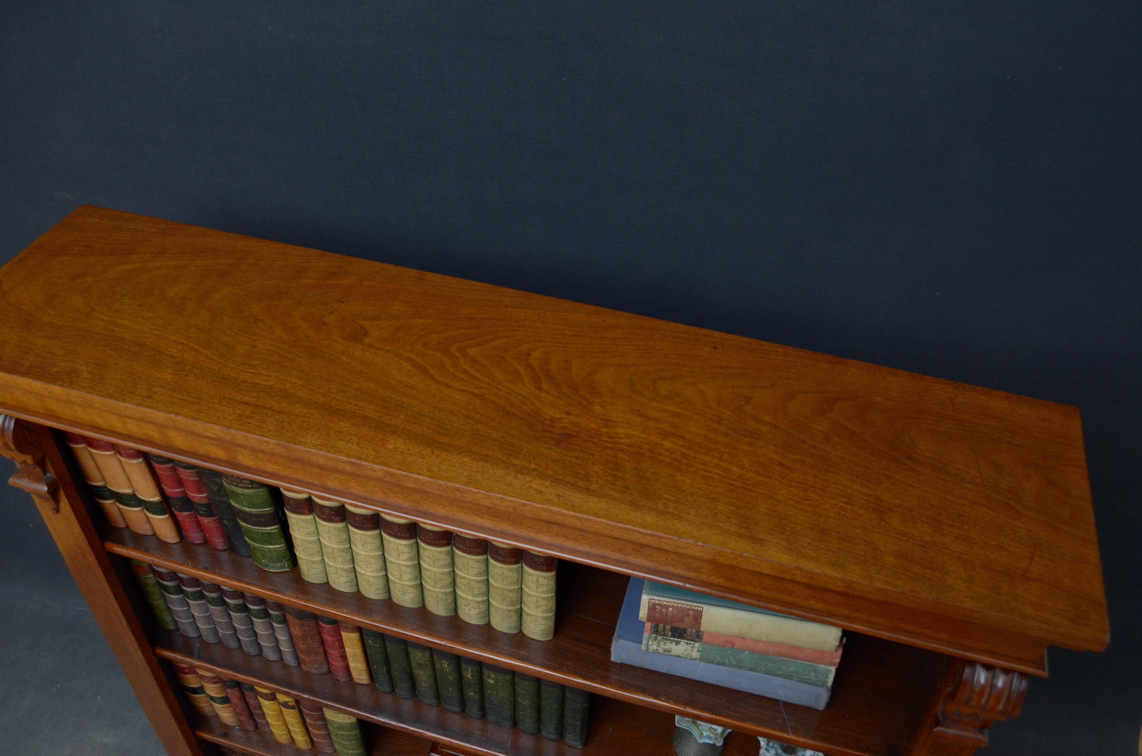 Victorian Walnut Open Bookcase In Good Condition In Whaley Bridge, GB