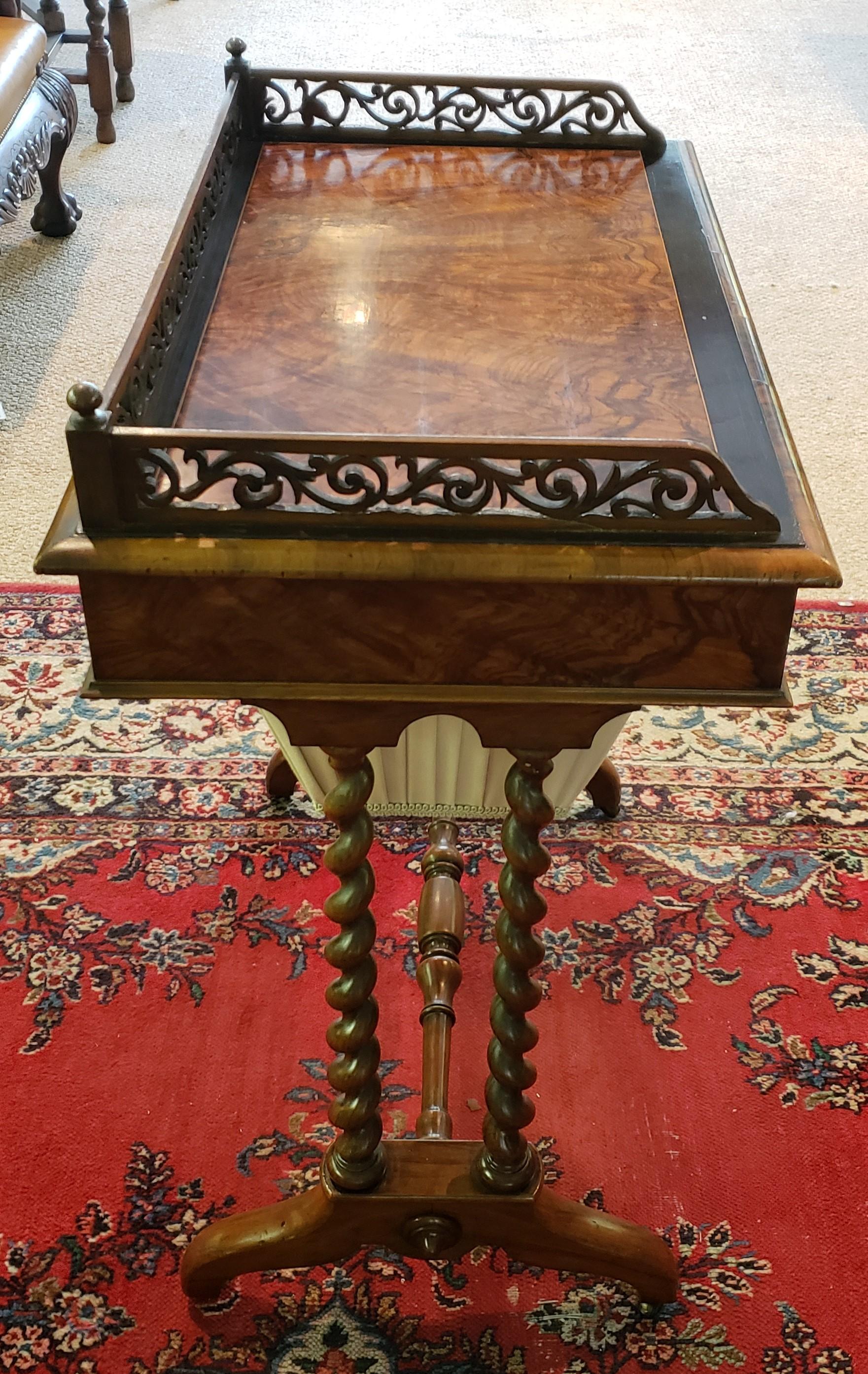 Victorian Walnut Sewing Table For Sale 3