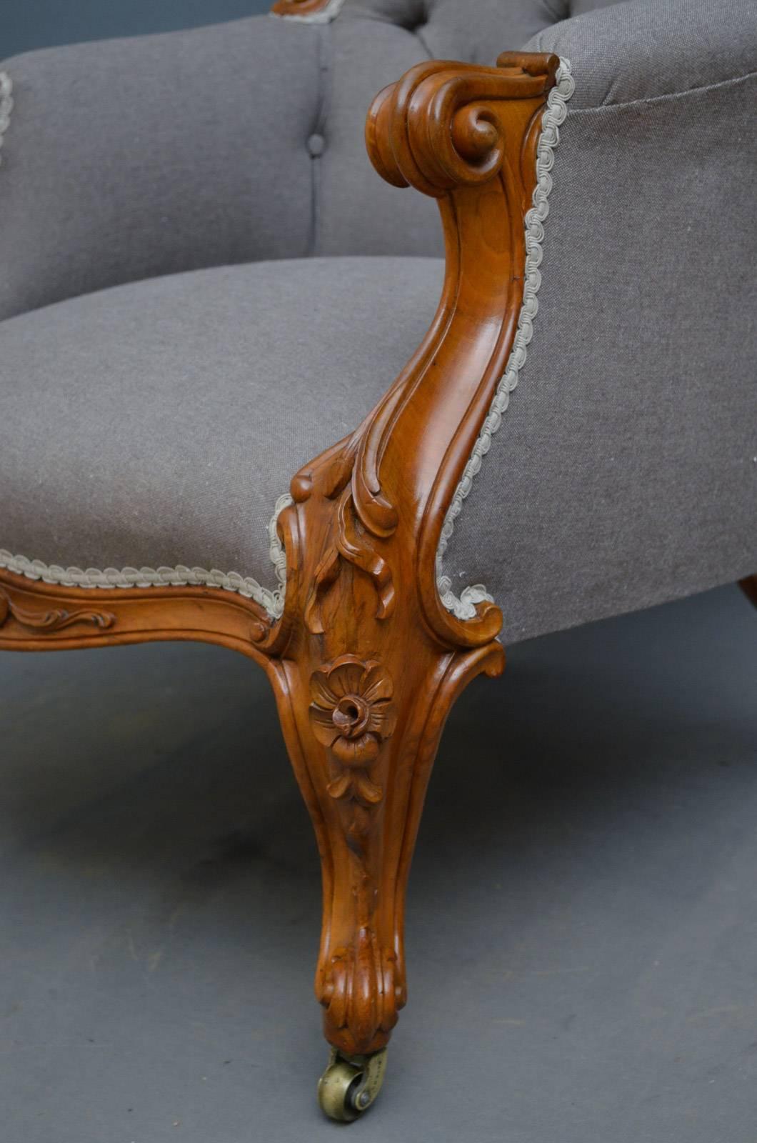 Late 19th Century Victorian Walnut Spoonback Armchair