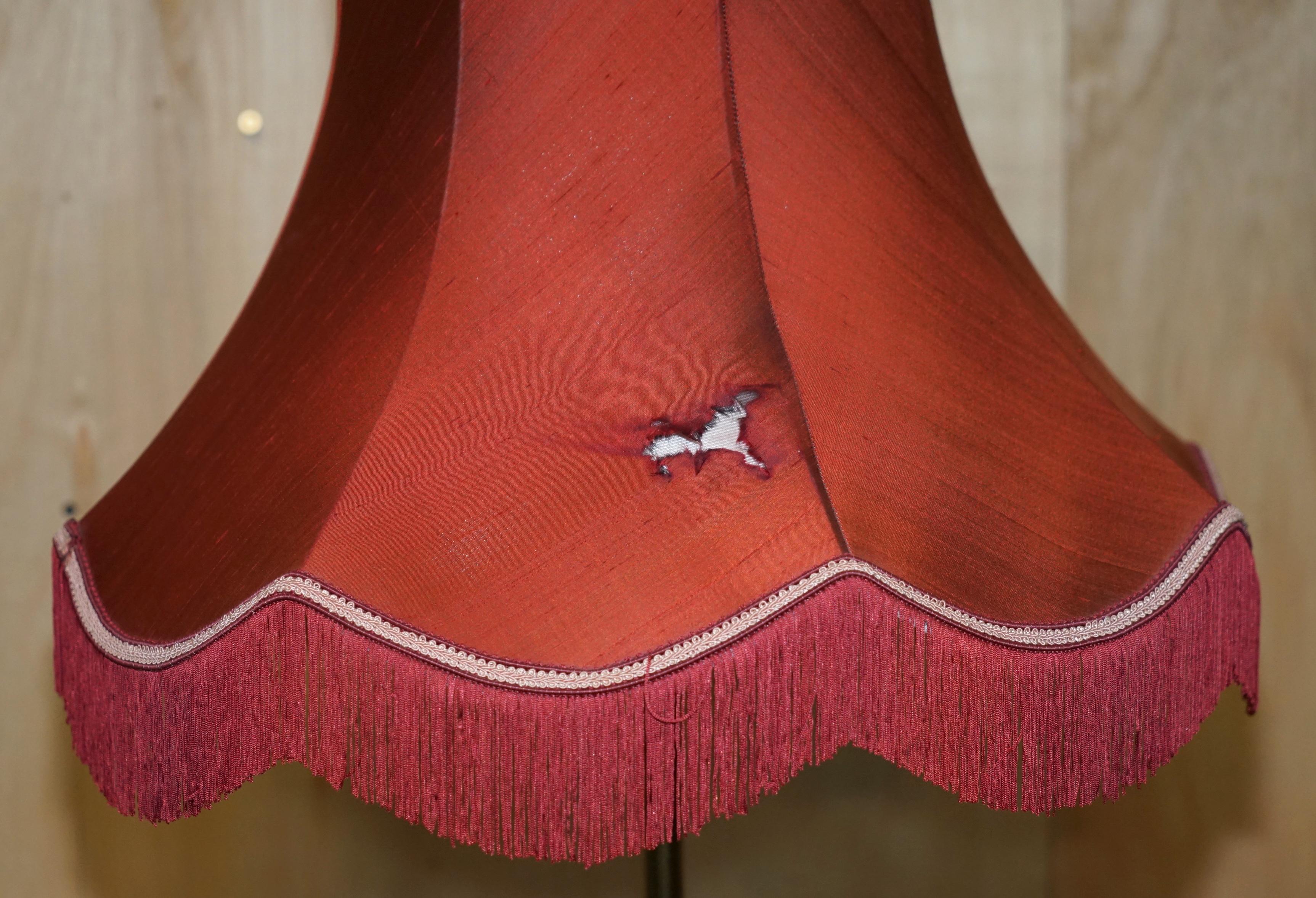 ViCtorian WALNUT, grand lampadaire à baldaire grand format, hautement ajustable en vente 7