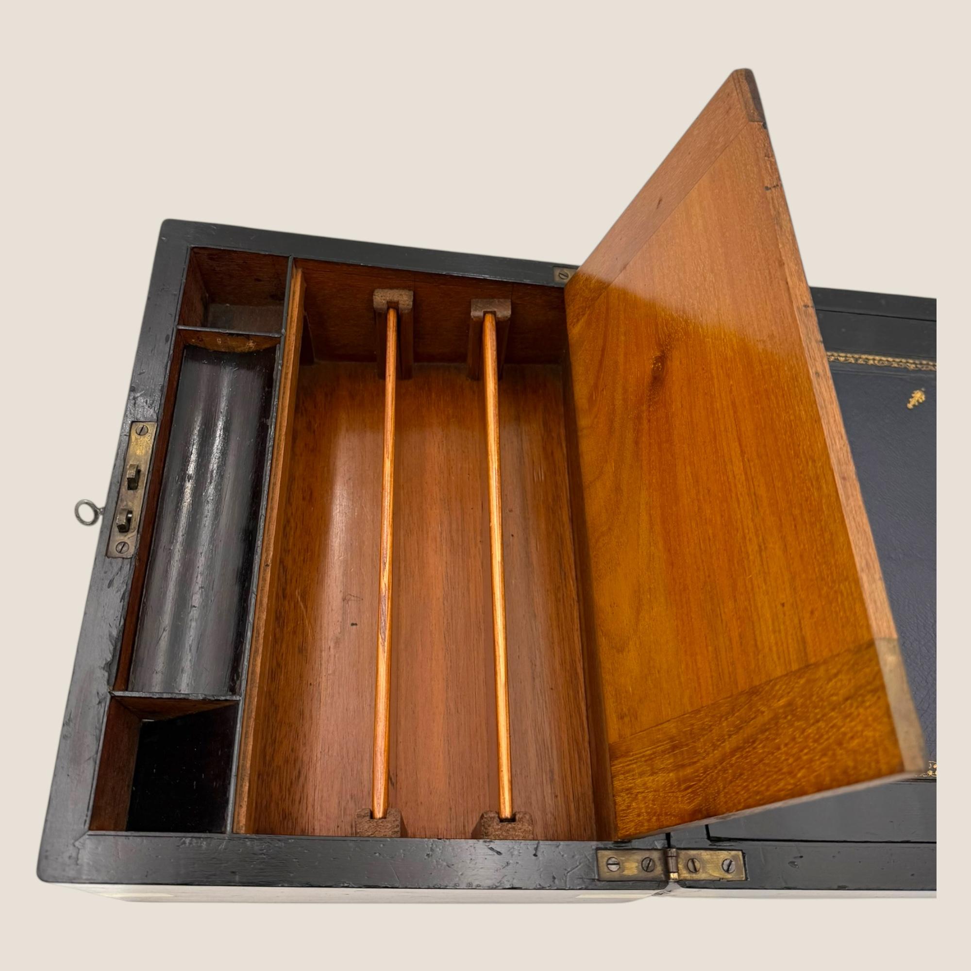 Victorian Walnut Writing Slope Box For Sale 5