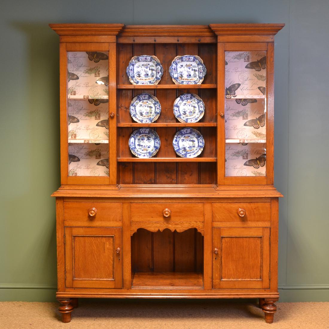 European Victorian Welsh Oak Antique Dresser For Sale