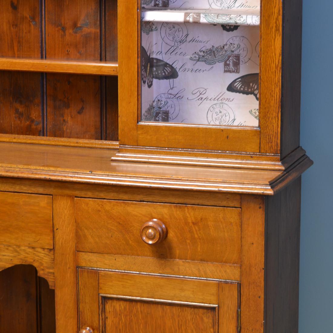 Mid-19th Century Victorian Welsh Oak Antique Dresser For Sale
