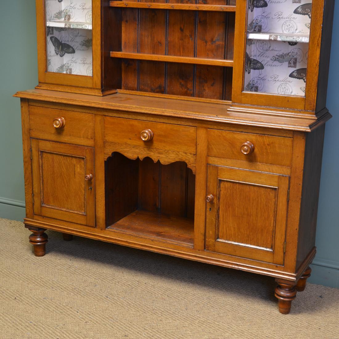 Victorian Welsh Oak Antique Dresser For Sale 3