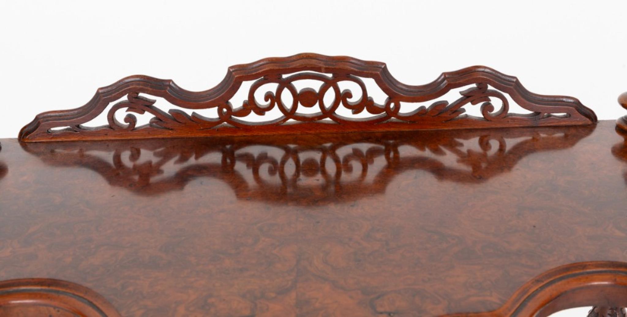 Mid-19th Century Victorian Whatnot Bookshelf Walnut 1850 For Sale
