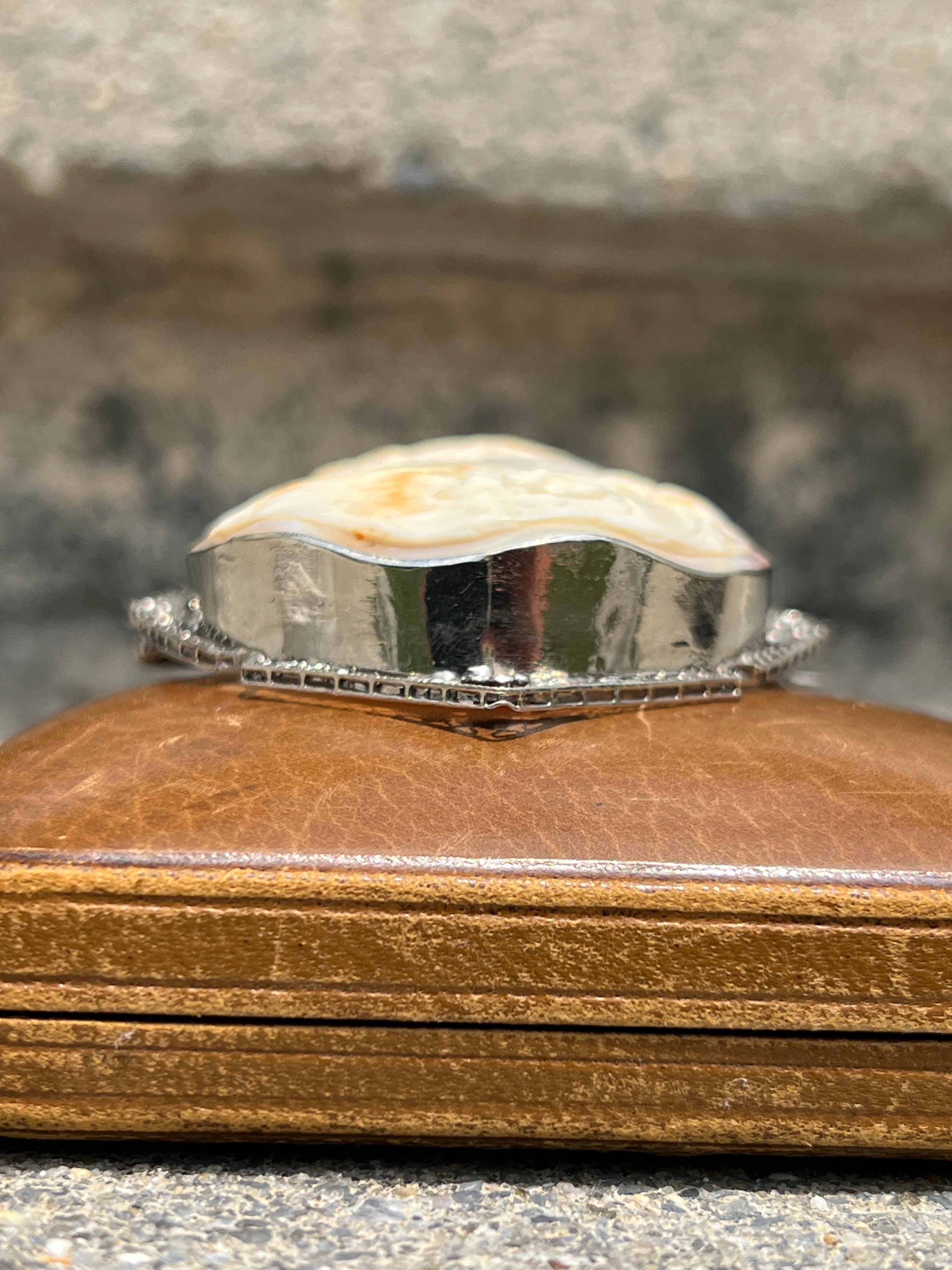 Art Deco White Gold and Cameo Shell Brooch 1920s For Sale 2
