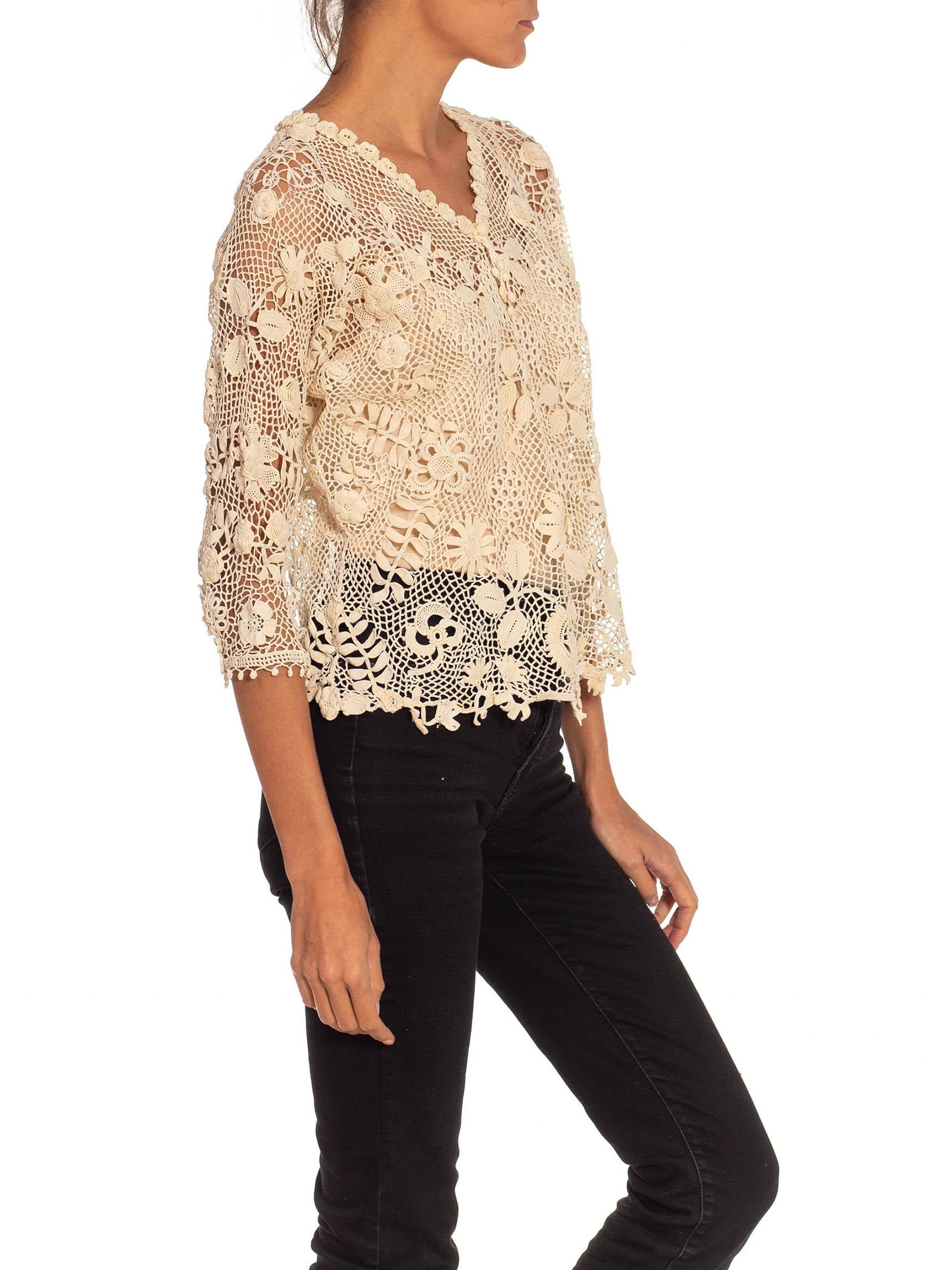 Victorian White Irish Crochet Top With Long Sleeves In Excellent Condition For Sale In New York, NY