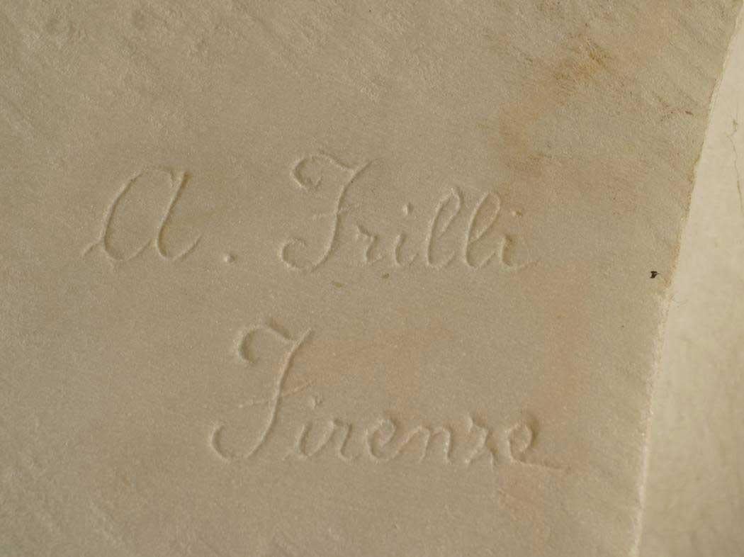 Busto vittoriano americano in marmo bianco di donna che indossa un abito sostenuto da una base quadrata (firmato: A. Frille Firemre) (gentiluomo abbinato - Inv. #060079)