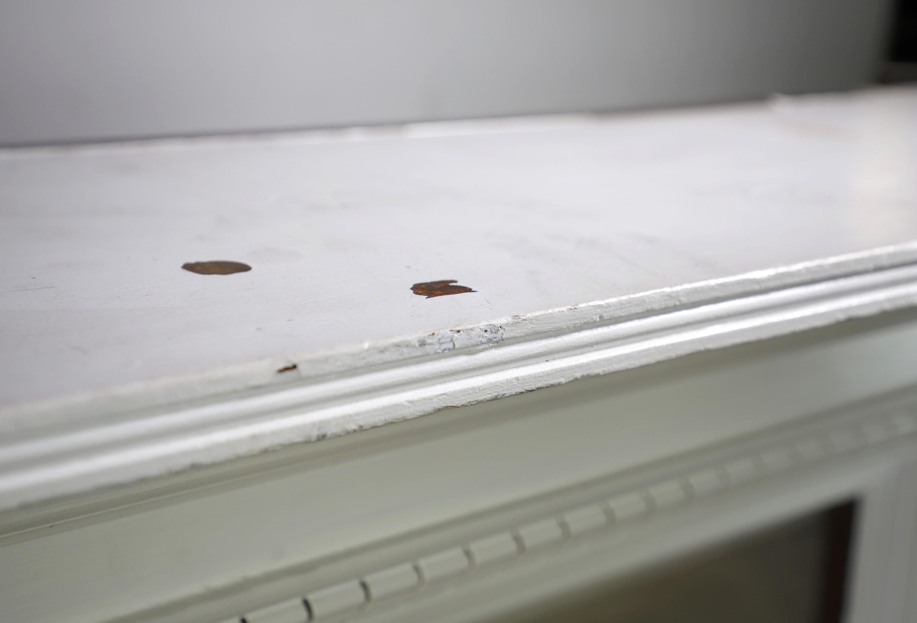 Victorian White Wooden Mantel Floral Plinths Dentil Molding In Good Condition In New York, NY