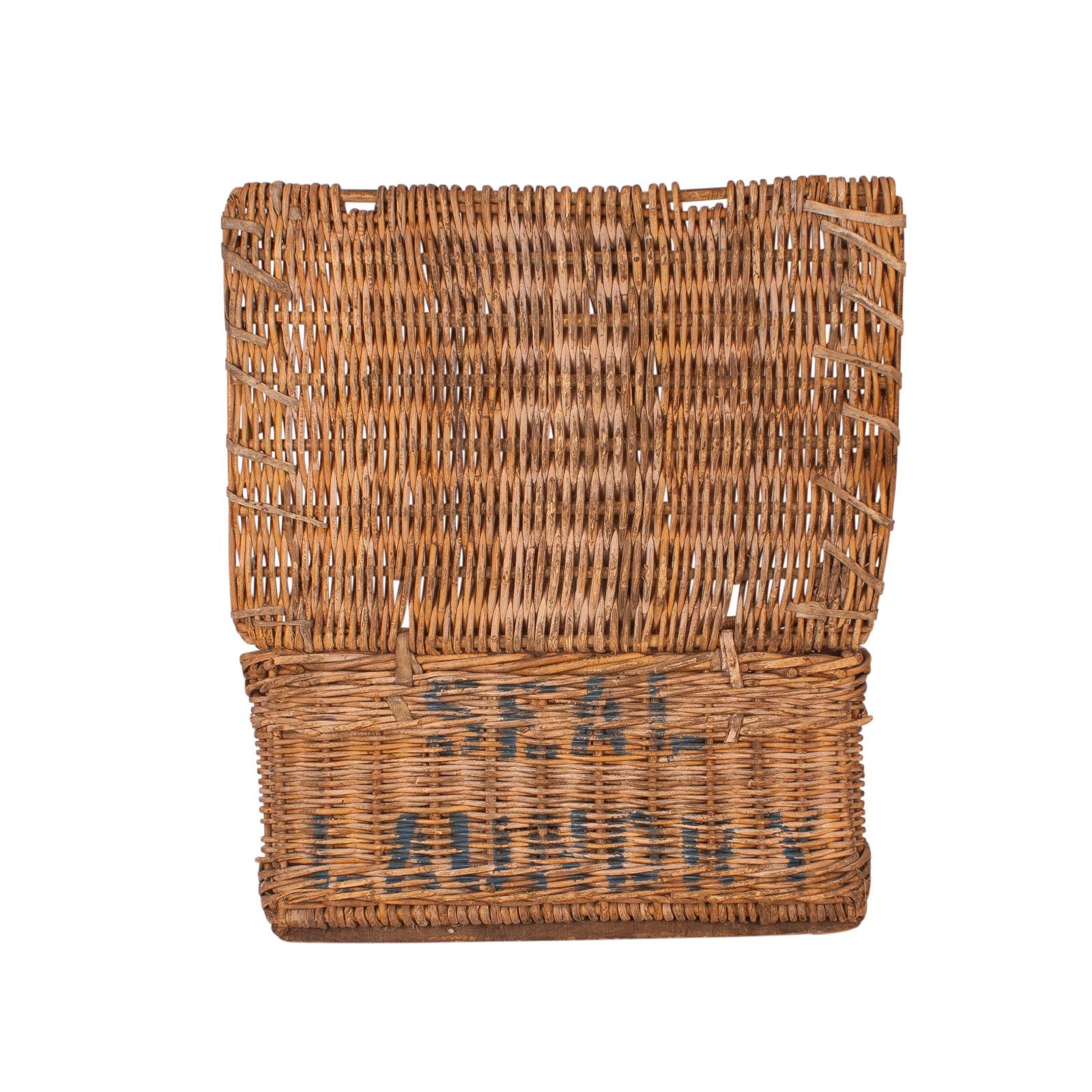 20th Century Victorian Wicker Basket, England, circa 1900