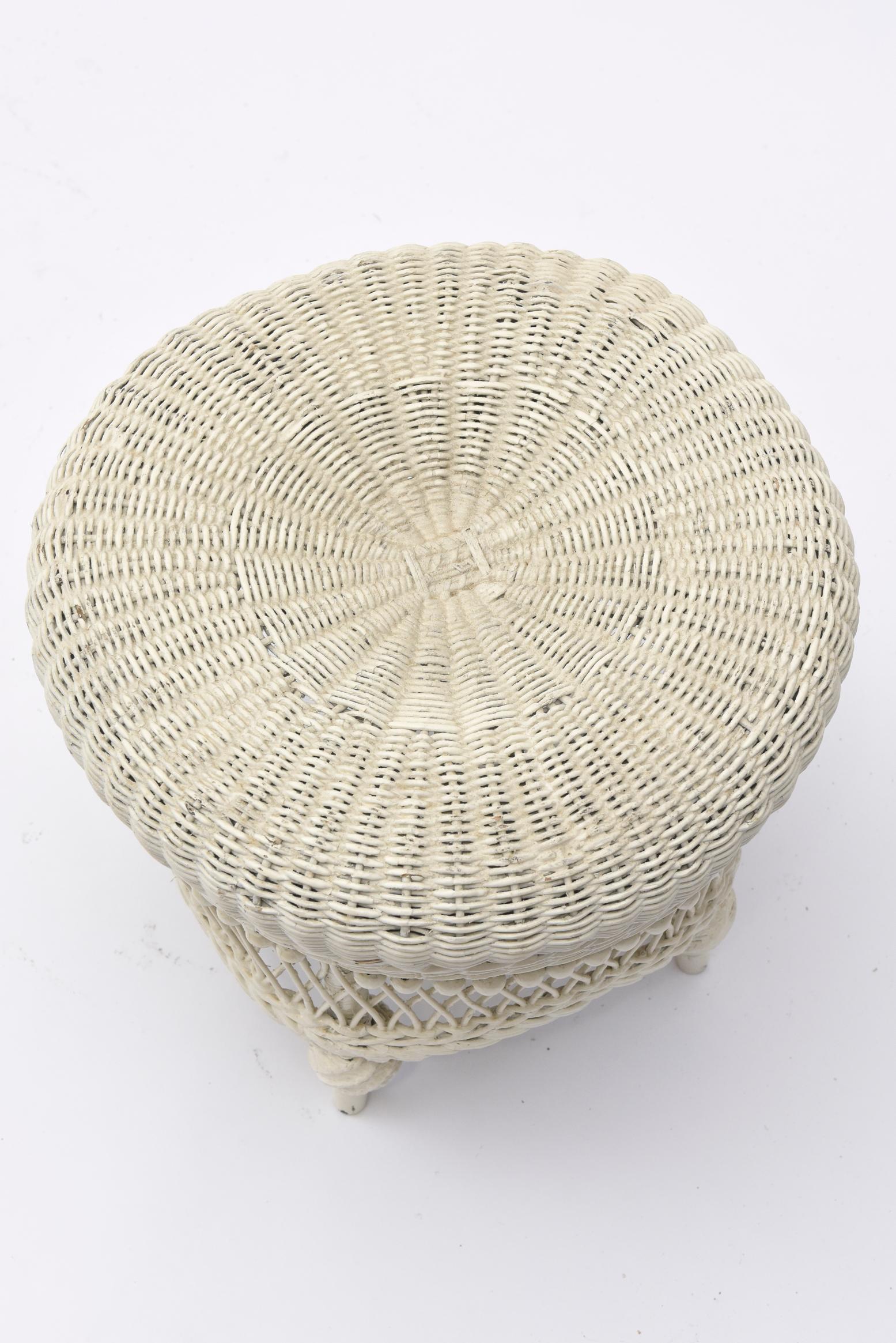 Victorian Wicker Beaded Foot Stool In Good Condition In Miami Beach, FL