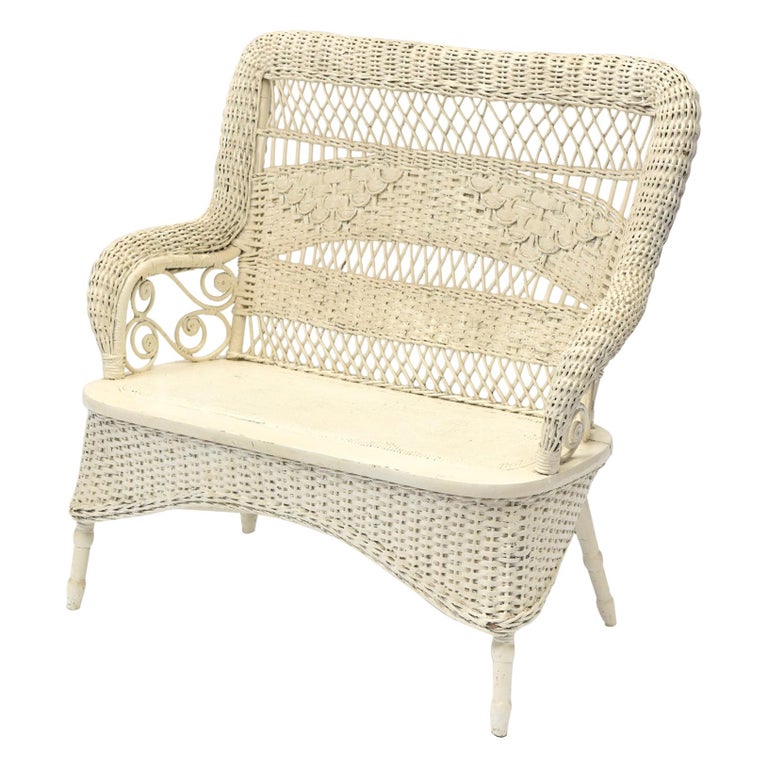 Victorian Wicker Loveseat For At 1stdibs - Victorian Wicker Porch Furniture
