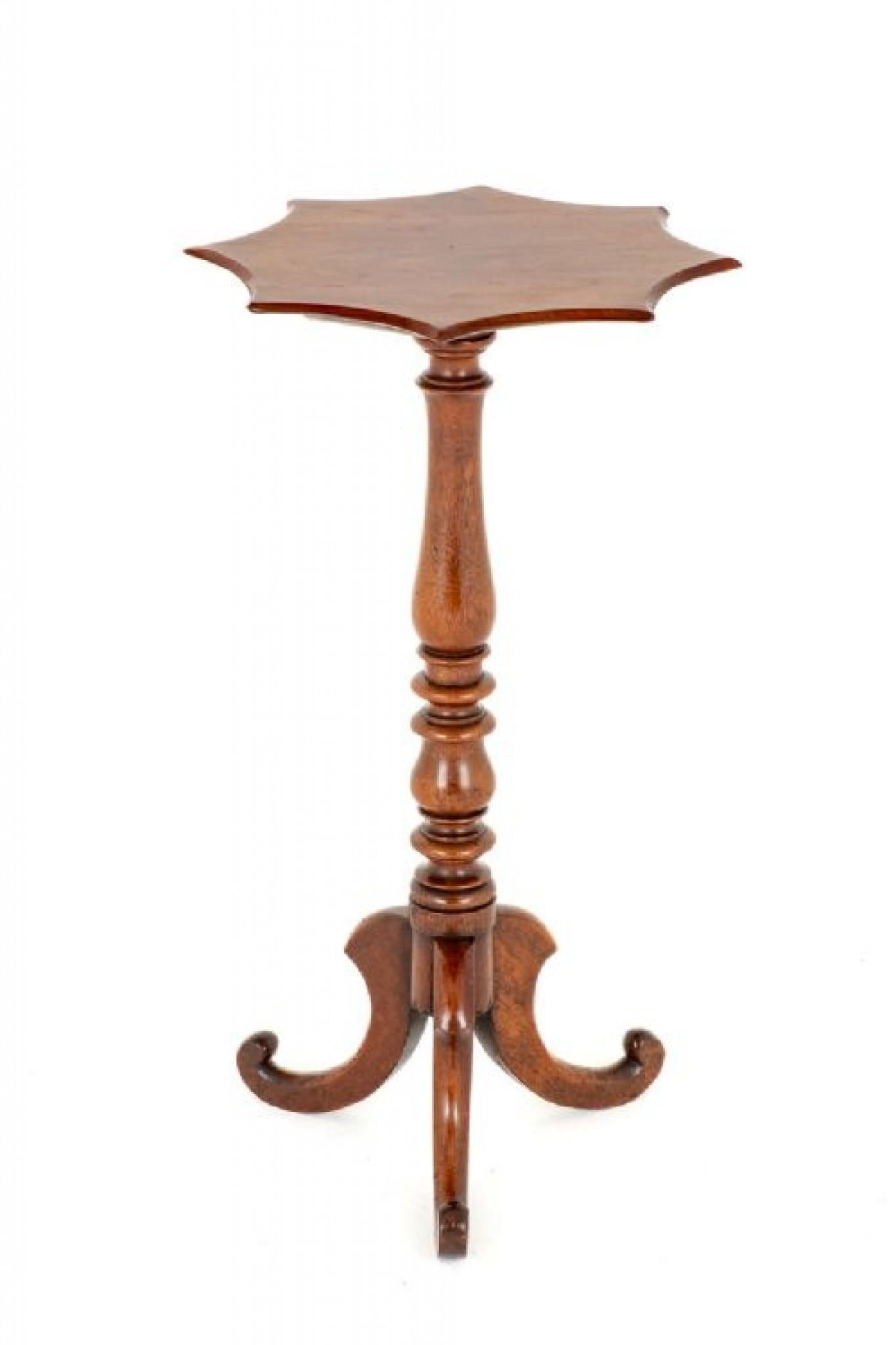 Victorian Mahogany Wine Table.
This Table Features a Rather Unusual Top in the Shape of a Star. The Column Being of a Ring Turned Form and Standing upon 3 Shaped Legs.
Presented in good condition
Circa 1860