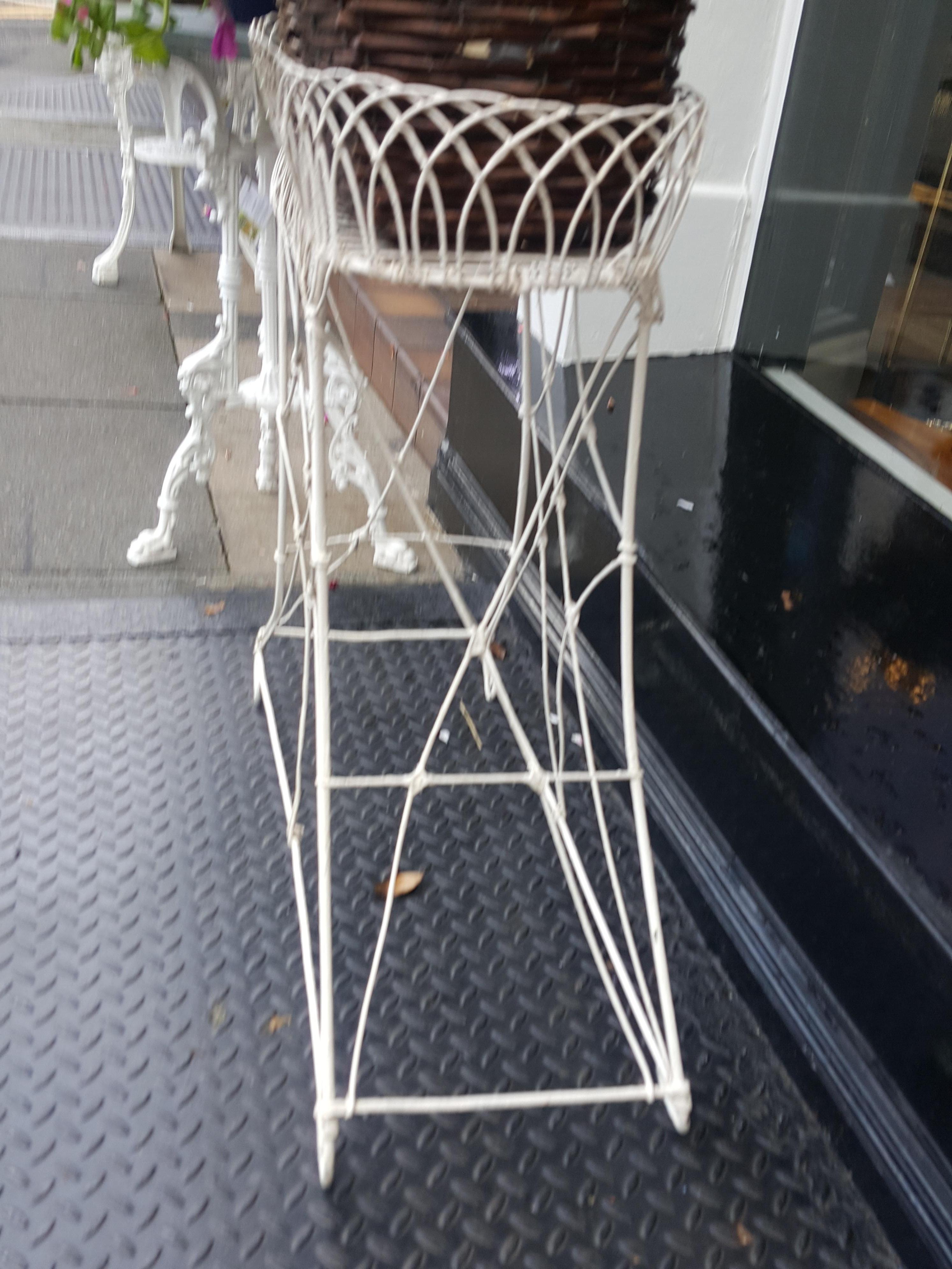 Victorian Wirework Plant Stand In Good Condition In Altrincham, Cheshire