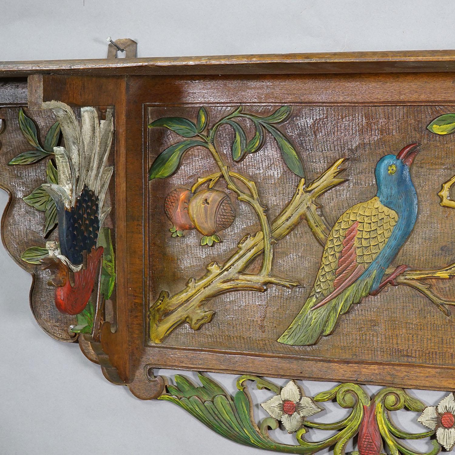 German Victorian Wooden Shelve with Polychromic Painted Birds, circa 1920