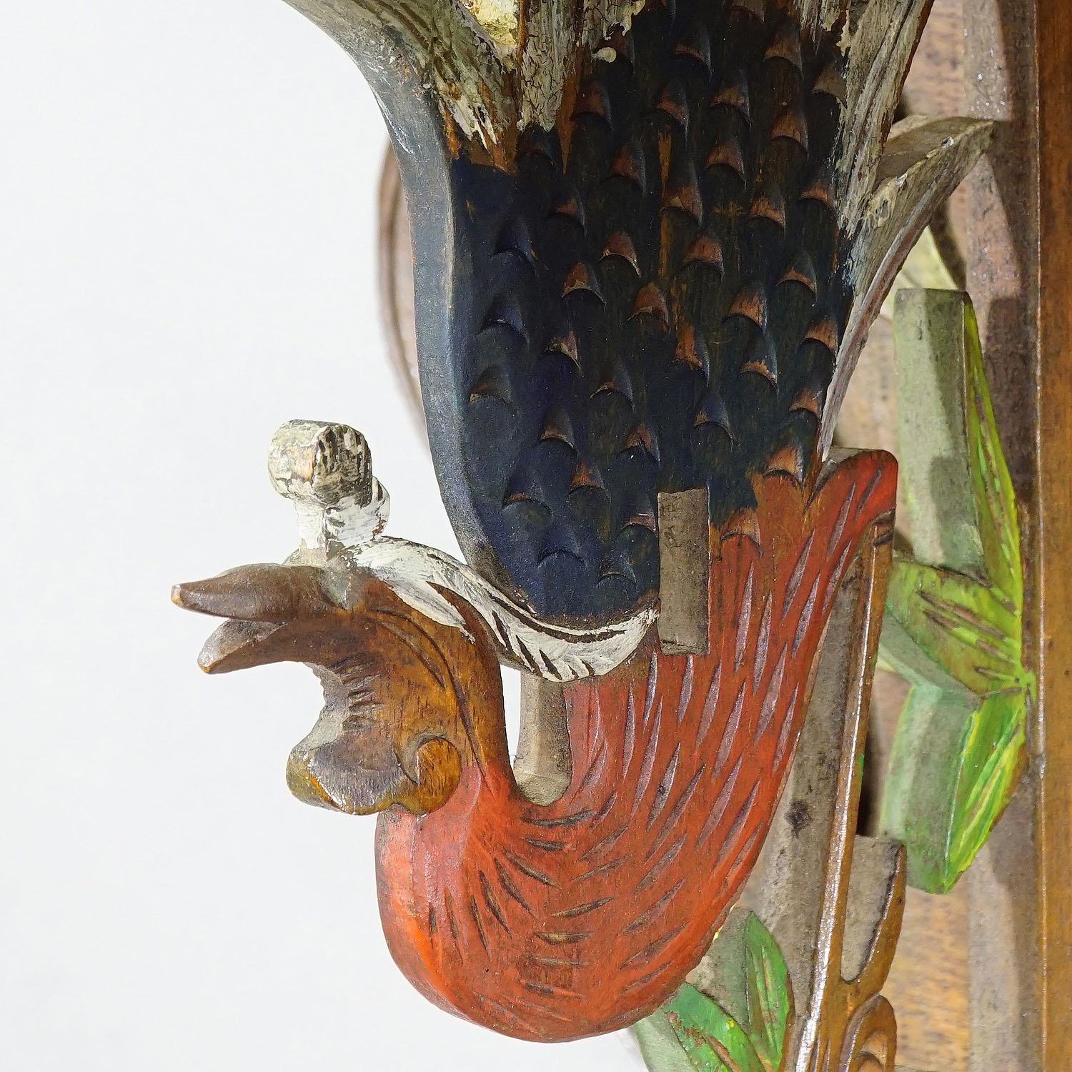 20th Century Victorian Wooden Shelve with Polychromic Painted Birds, circa 1920