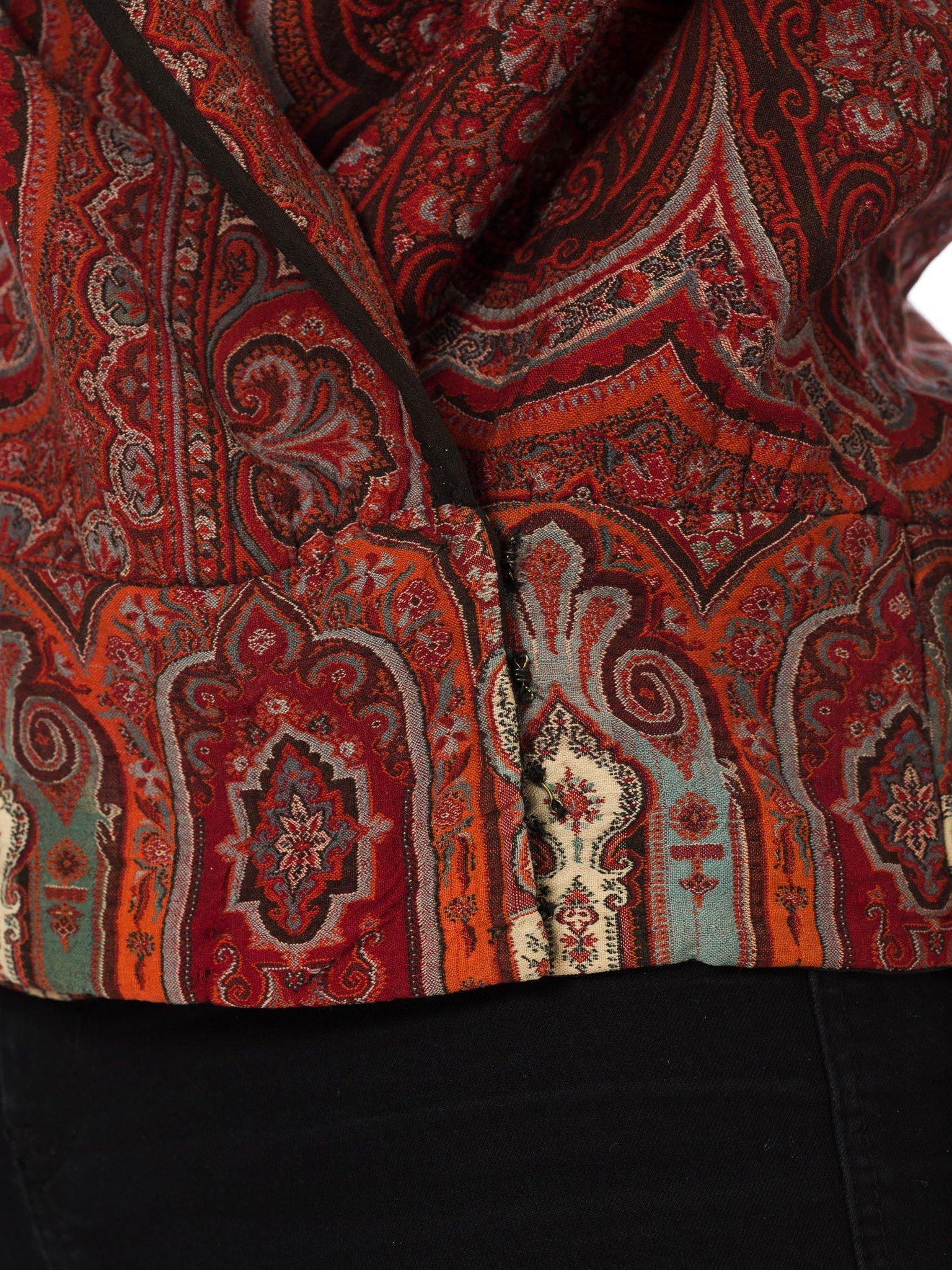 1920S Preiselbeere Rot Wolle Viktorianisch Paisley Schal  Jacke im Angebot 4