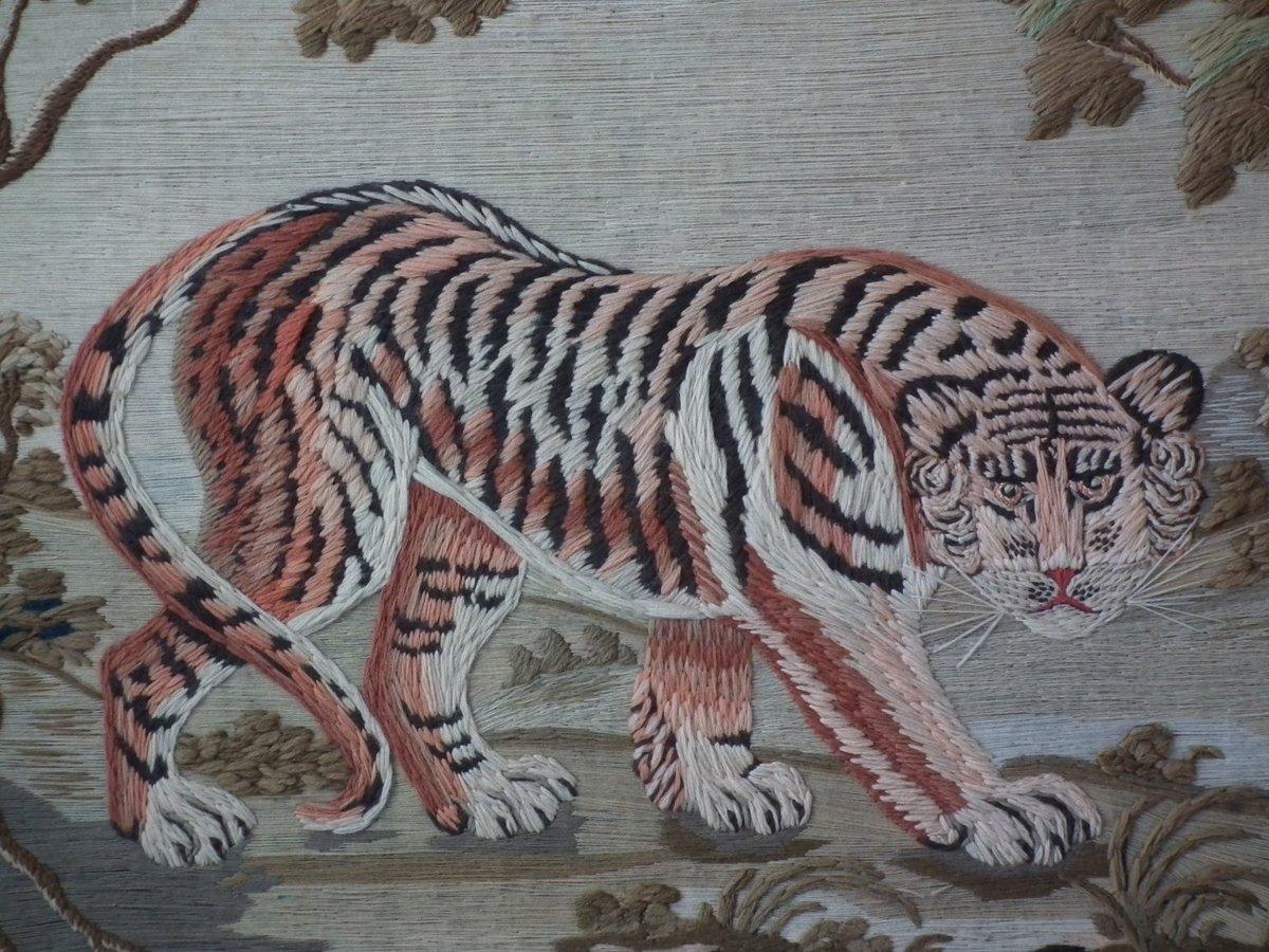 Victorian Woolwork Embroidered Picture of a Tiger In Good Condition In Chelmsford, Essex