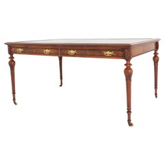 Mesa de escritorio victoriana de caoba antigua 1860